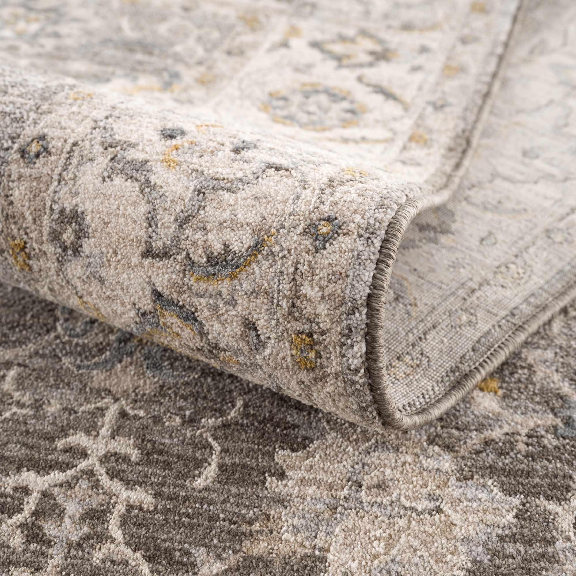 Amaru Green Textured Rug with Fringes - Image 8