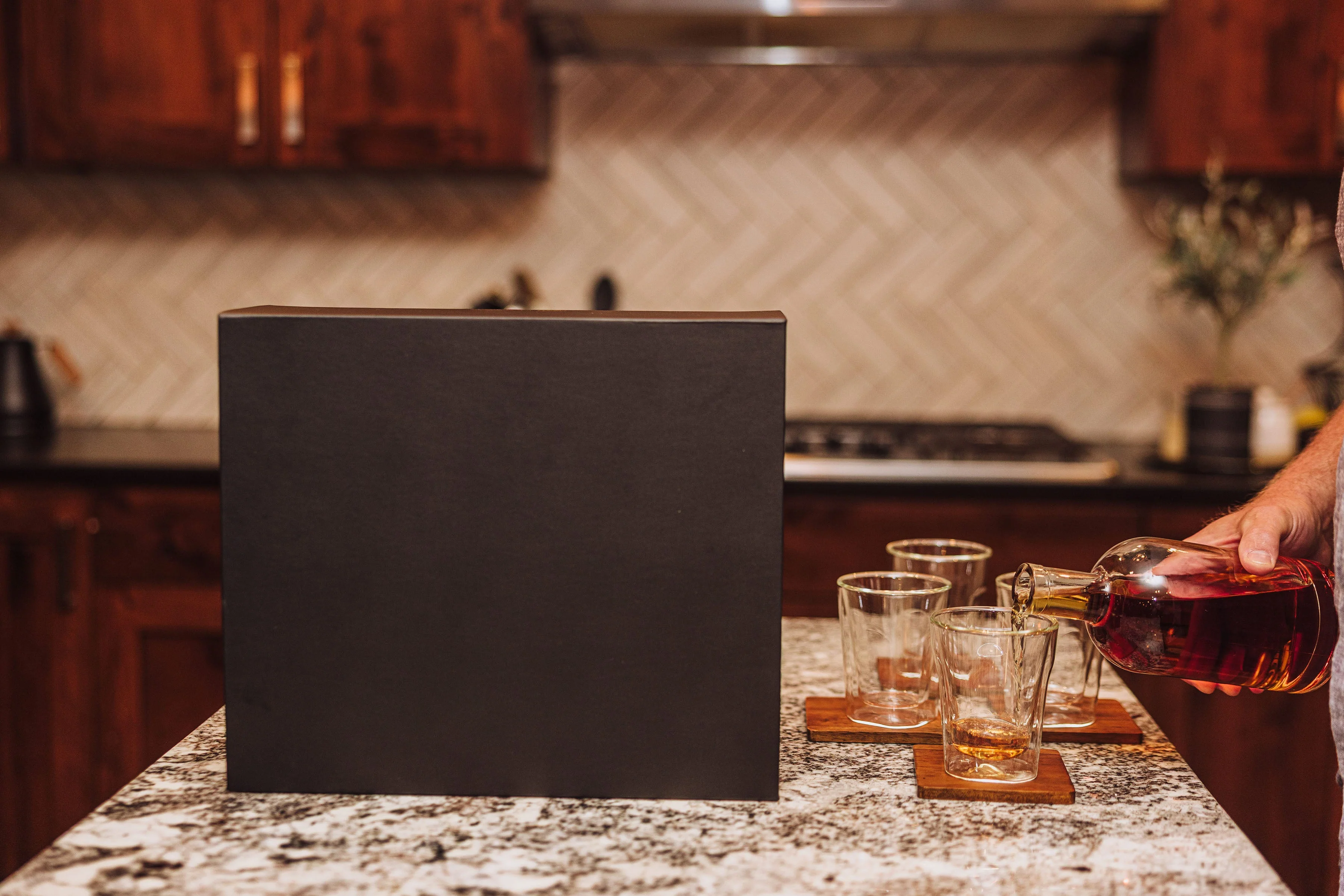 Ambassador Whiskey Box with Decanter and 4 Lowball Glasses - Image 8