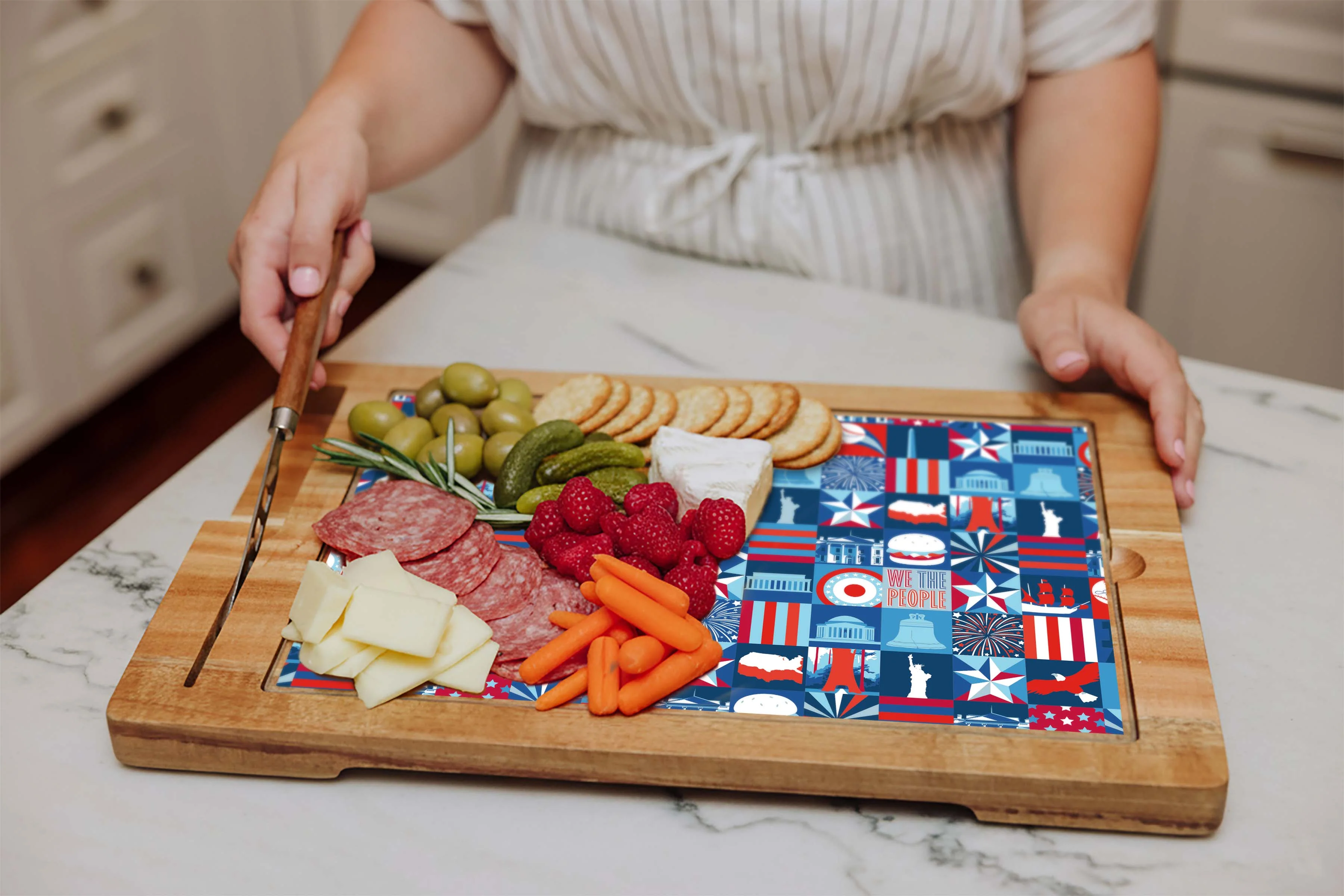 America250 - Ventana - Tempered Glass and Acacia Cheese Board and Knife Set - Image 2
