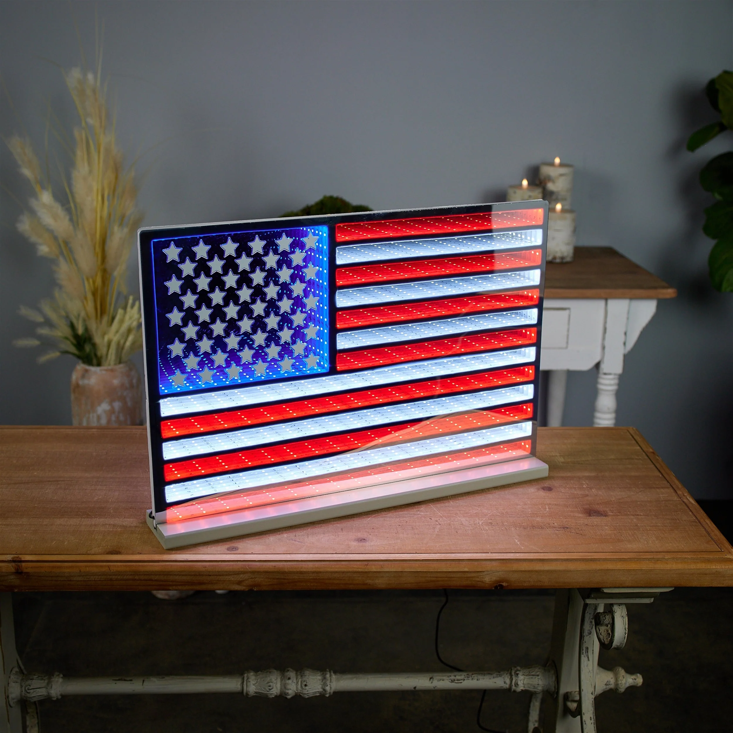 American Flag Ekko Light Display 23"L - Image 3