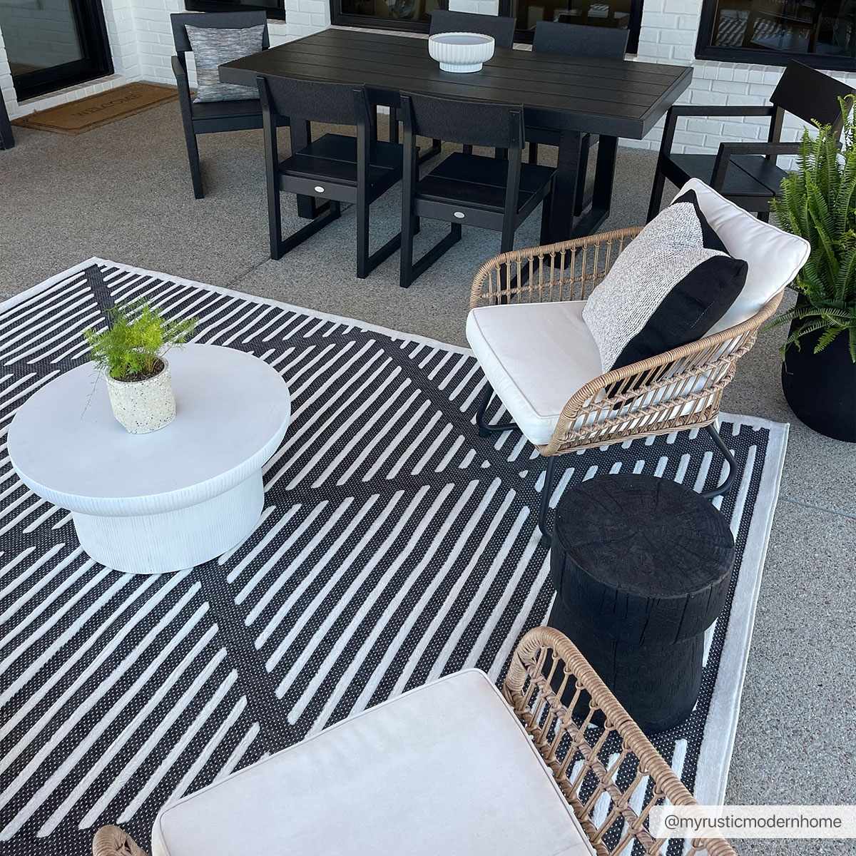 Anah 3D Black Outdoor Rug - Image 19