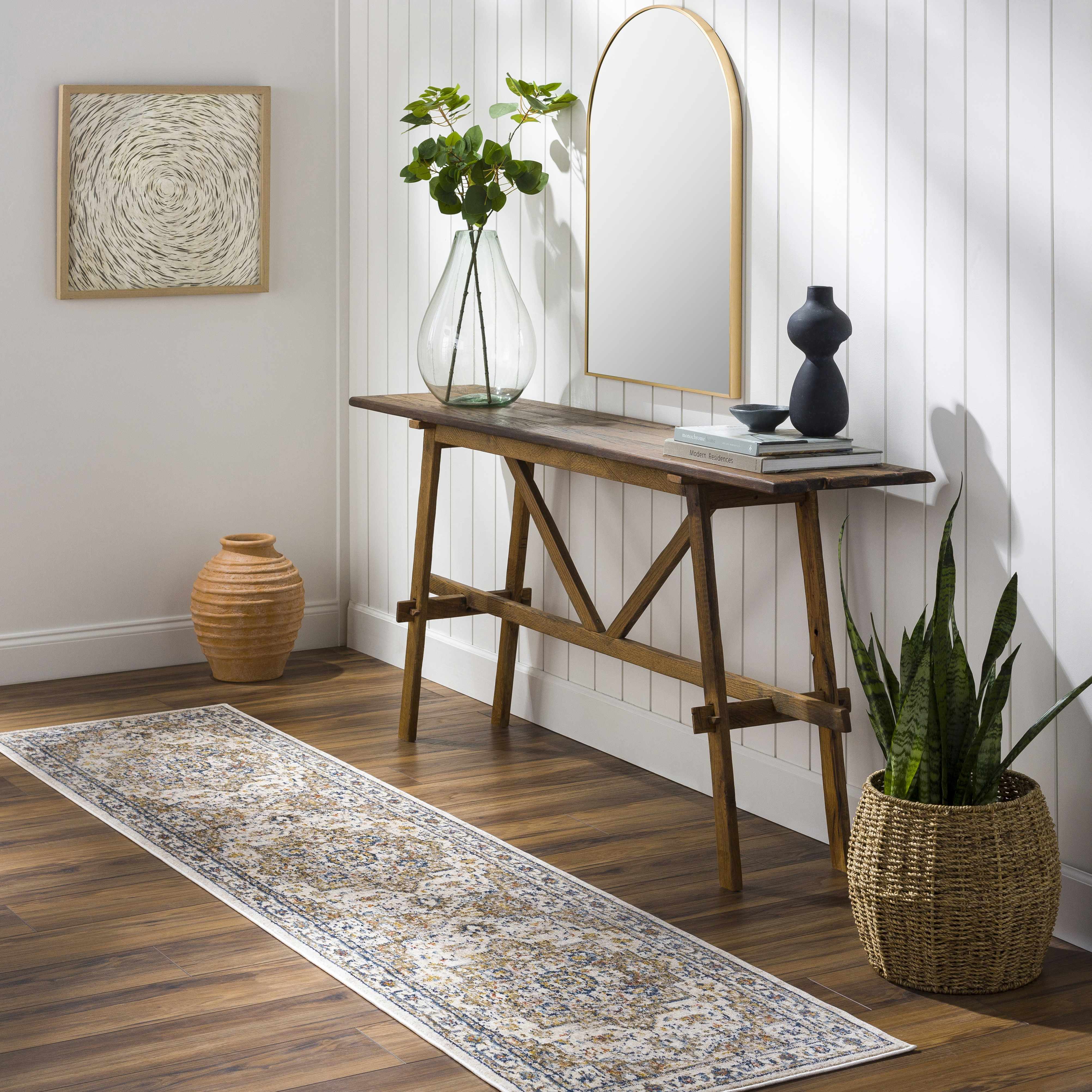 Anas Traditional Style Rug - Clearance - Image 4