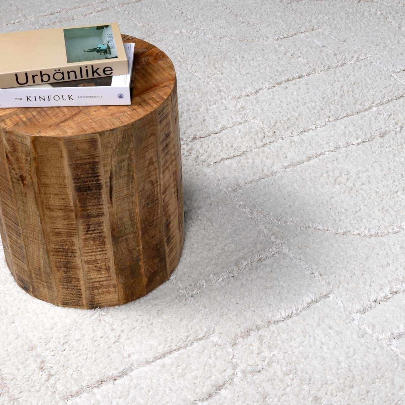 Andia Plush Grid Rug - Clearance - Image 4