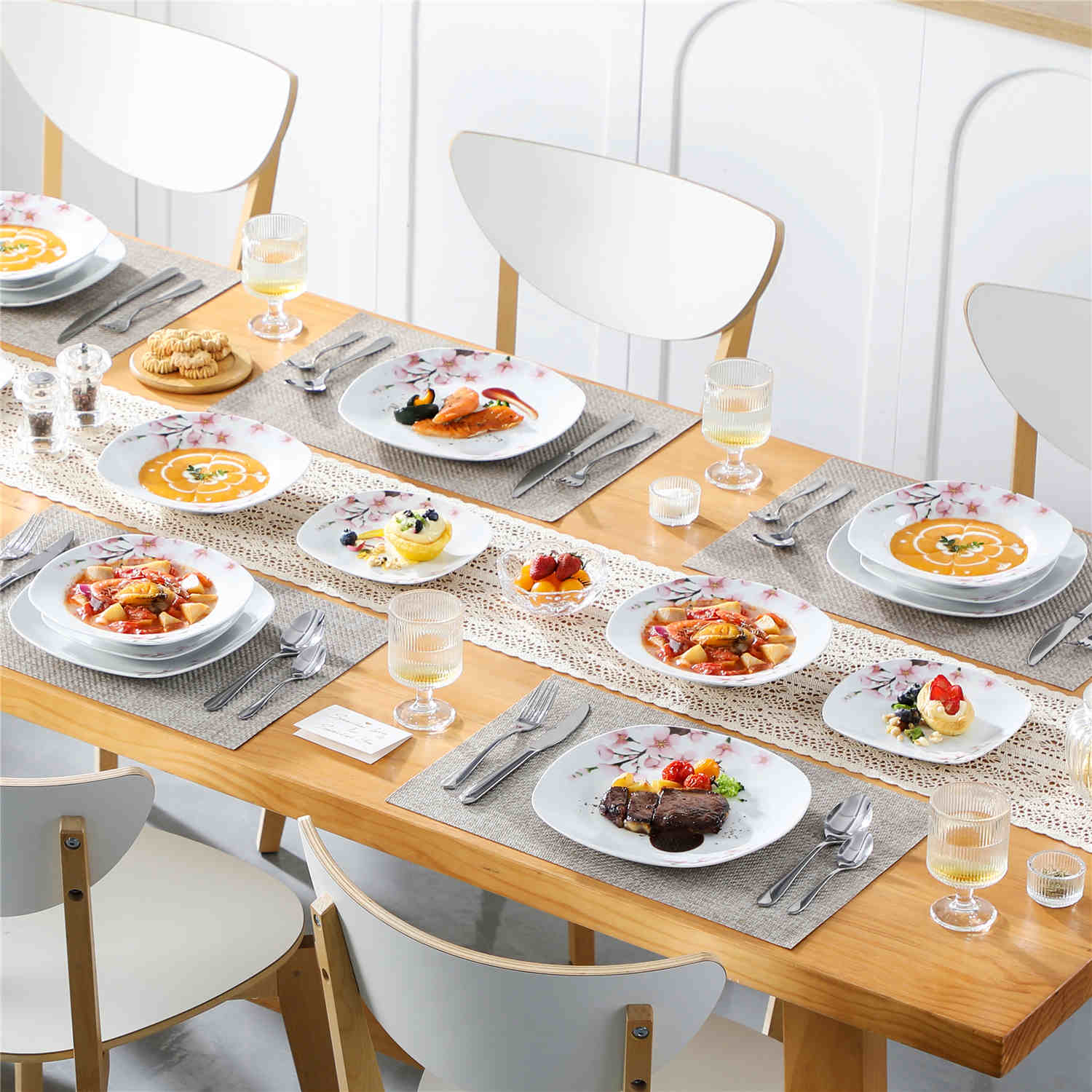 Annie 18 Piece Dinnerware Set - Image 5