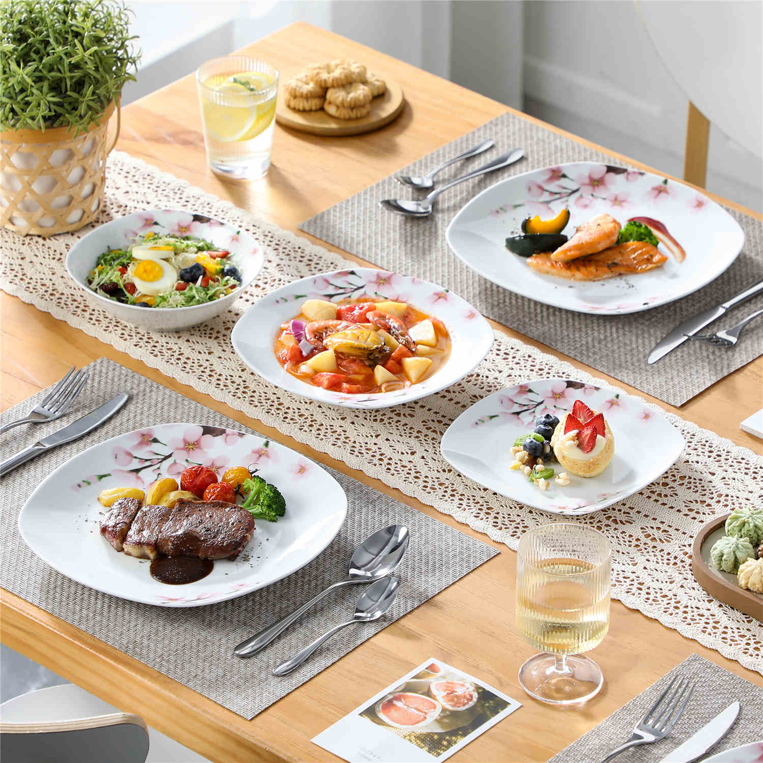 Annie 24 Piece Dinnerware Set for 6 - Image 2