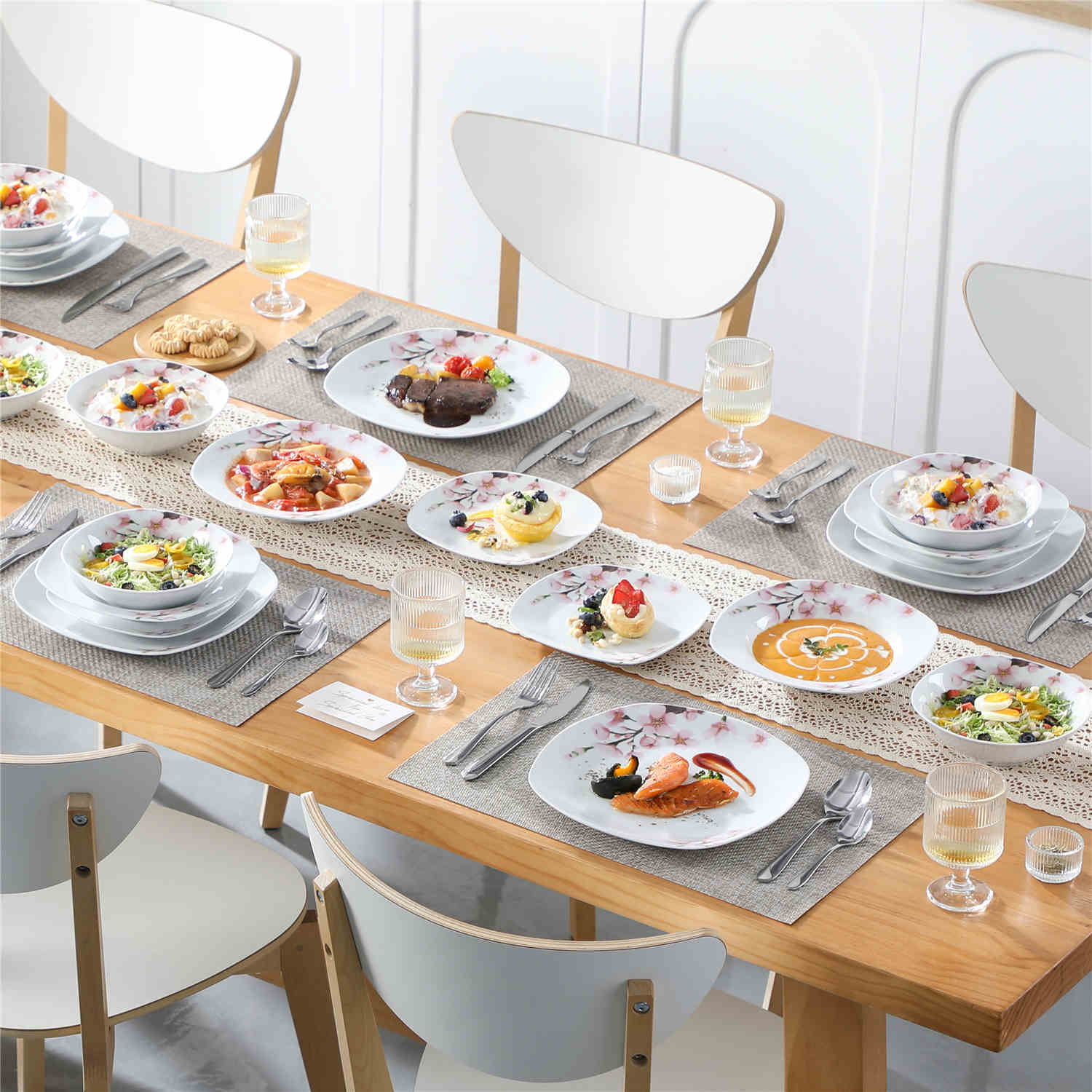 Annie 24 Piece Dinnerware Set for 6 - Image 5