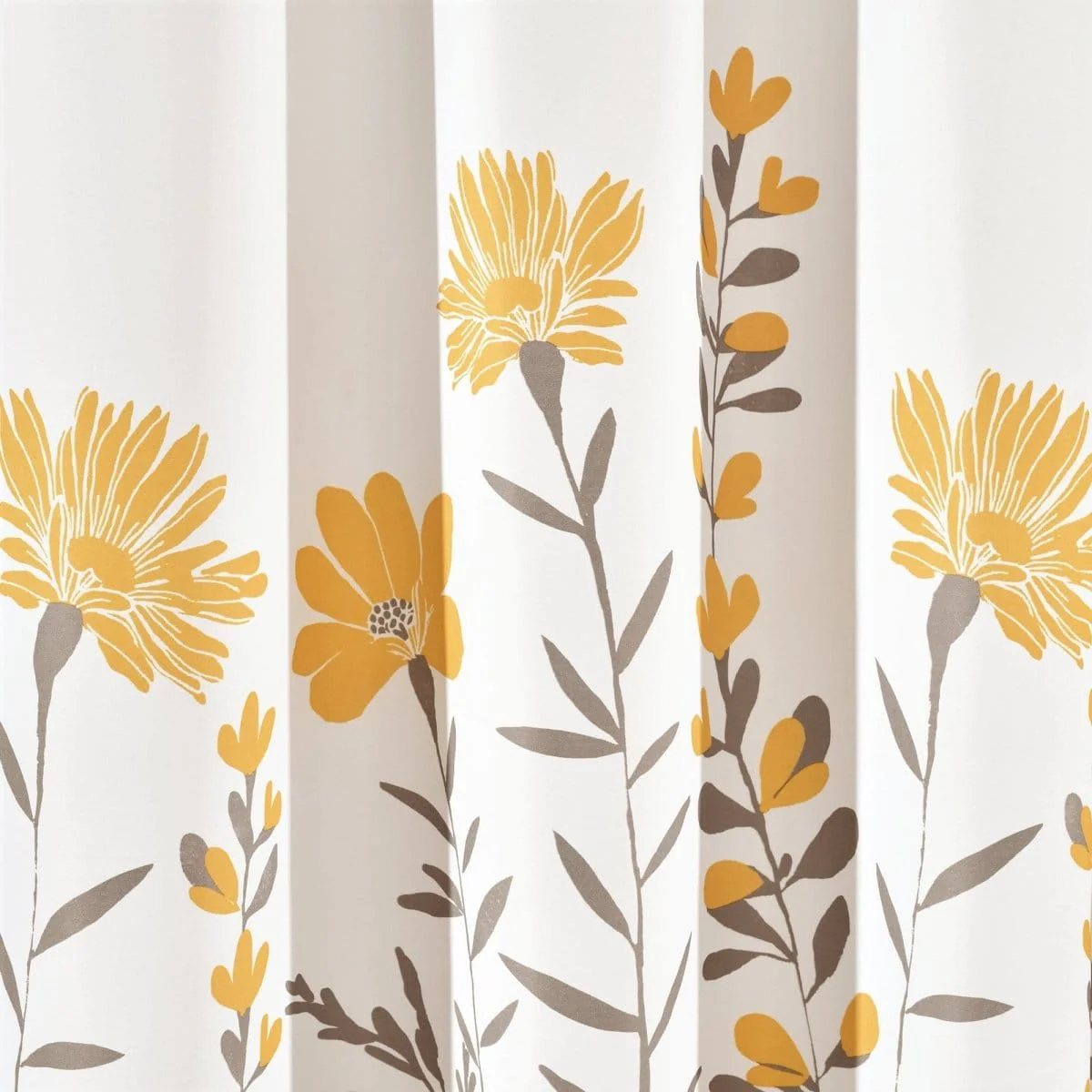 Aprile Valance - Image 8