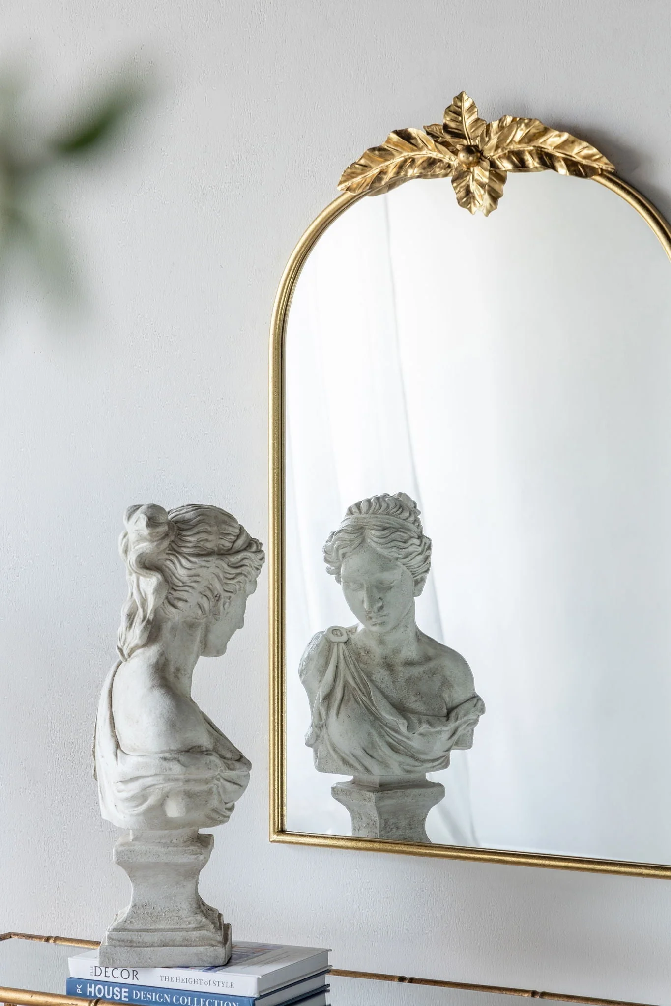Arched Wall Mirror with Metal Frame - Image 25
