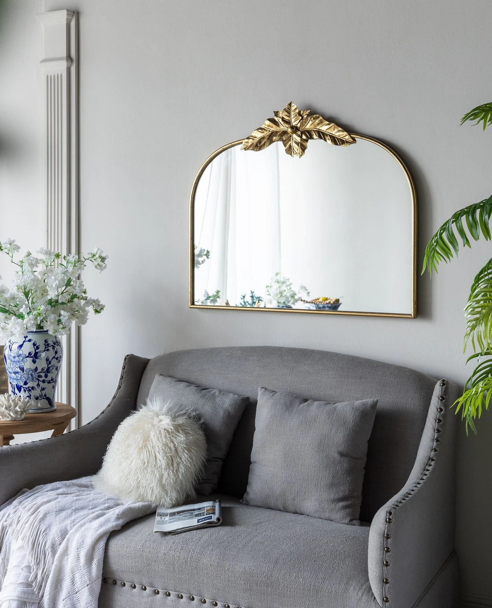Arched Wall Mirror with Metal Frame - Image 32