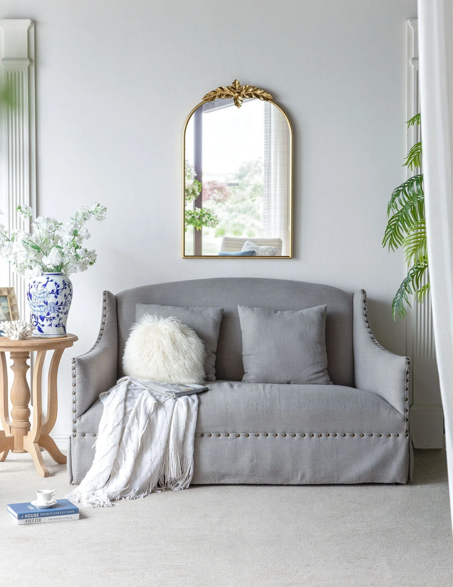 Arched Wall Mirror with Metal Frame - Image 33