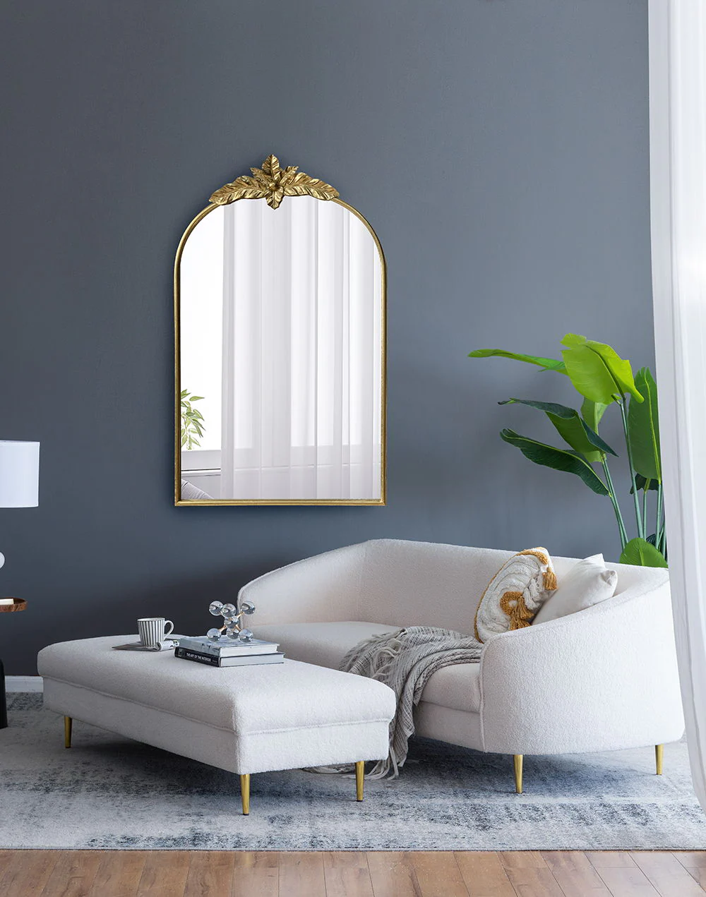 Arched Wall Mirror with Metal Frame - Image 8