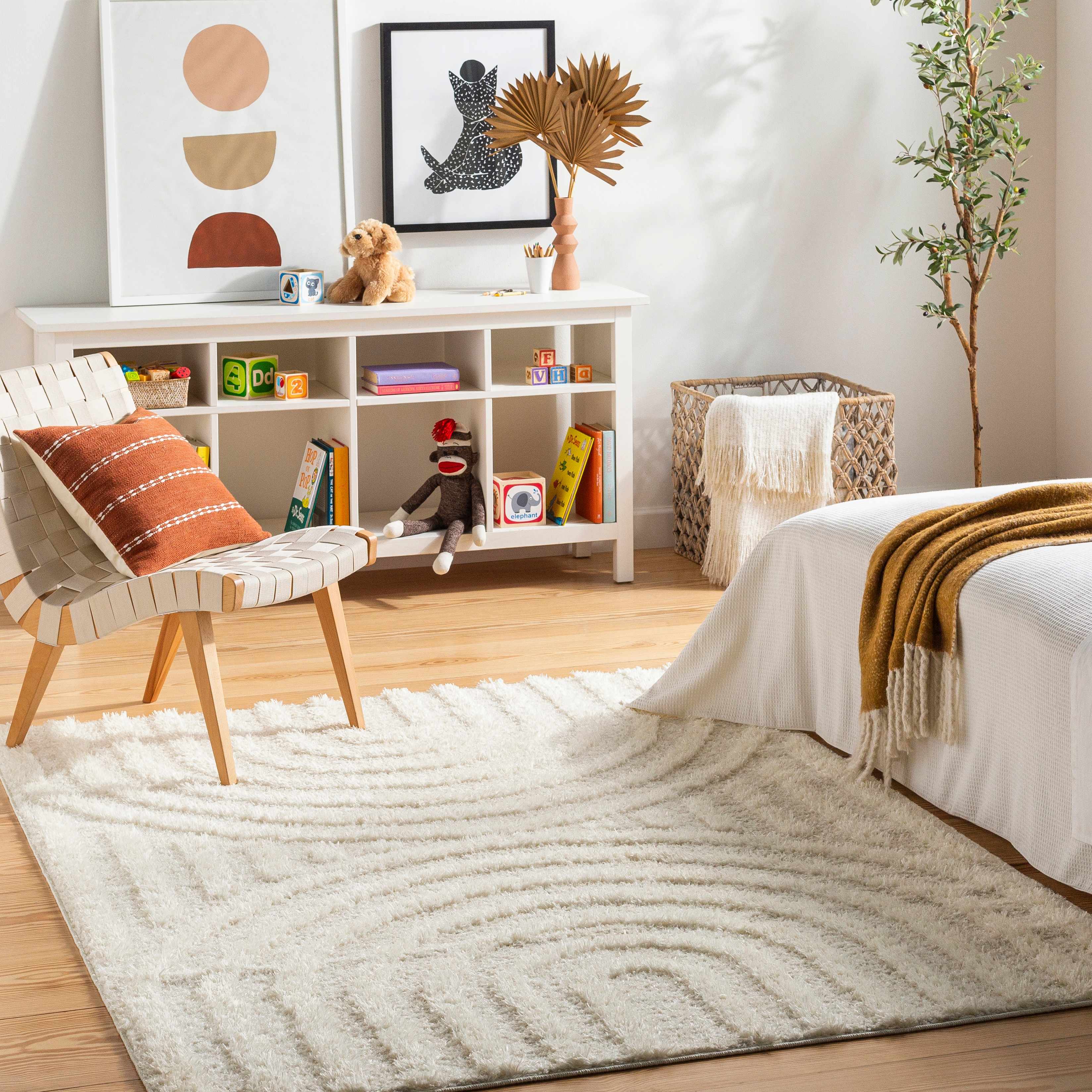 Arnel Cream Area Rug - Image 8