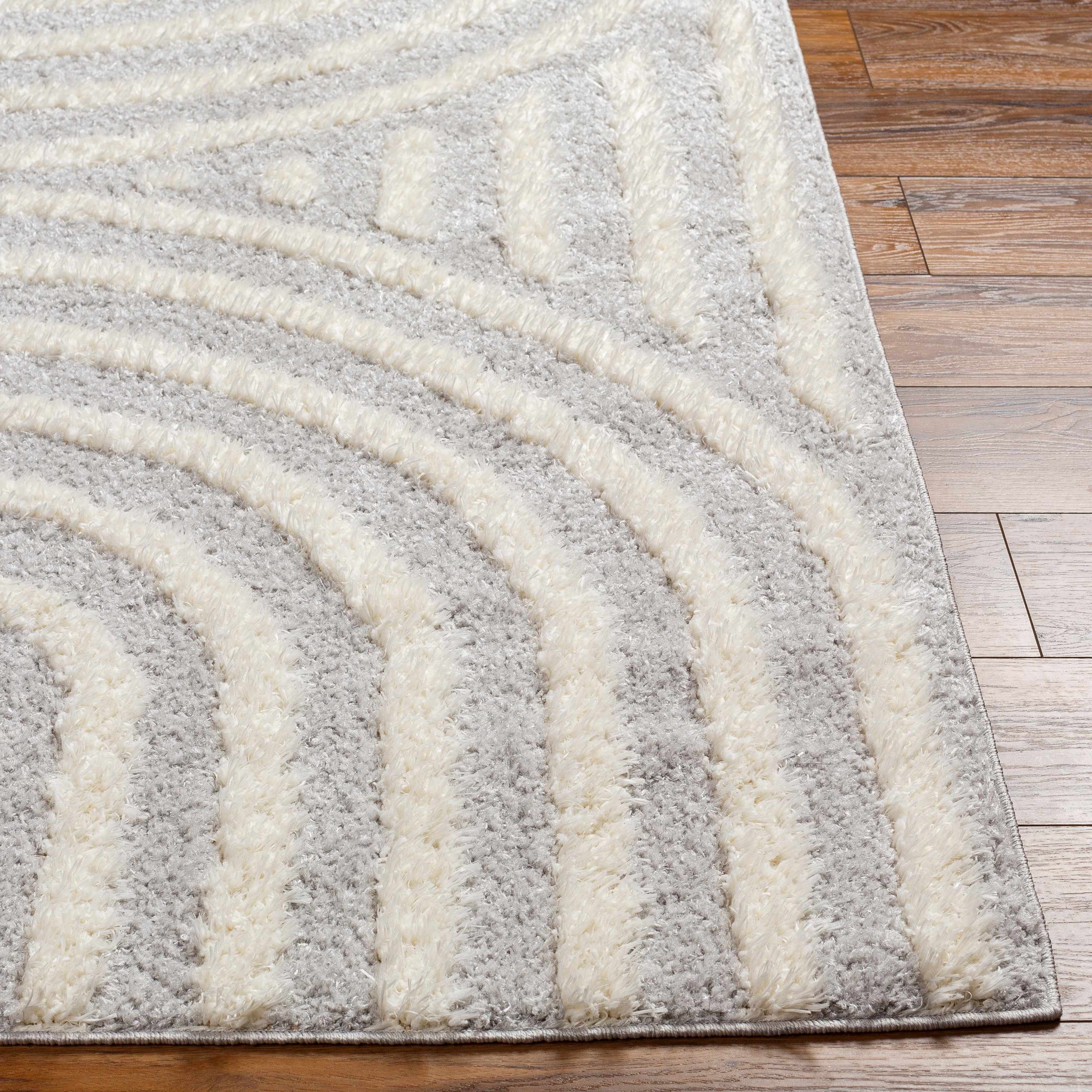Arnel Gray & Beige Area Rug - Image 3