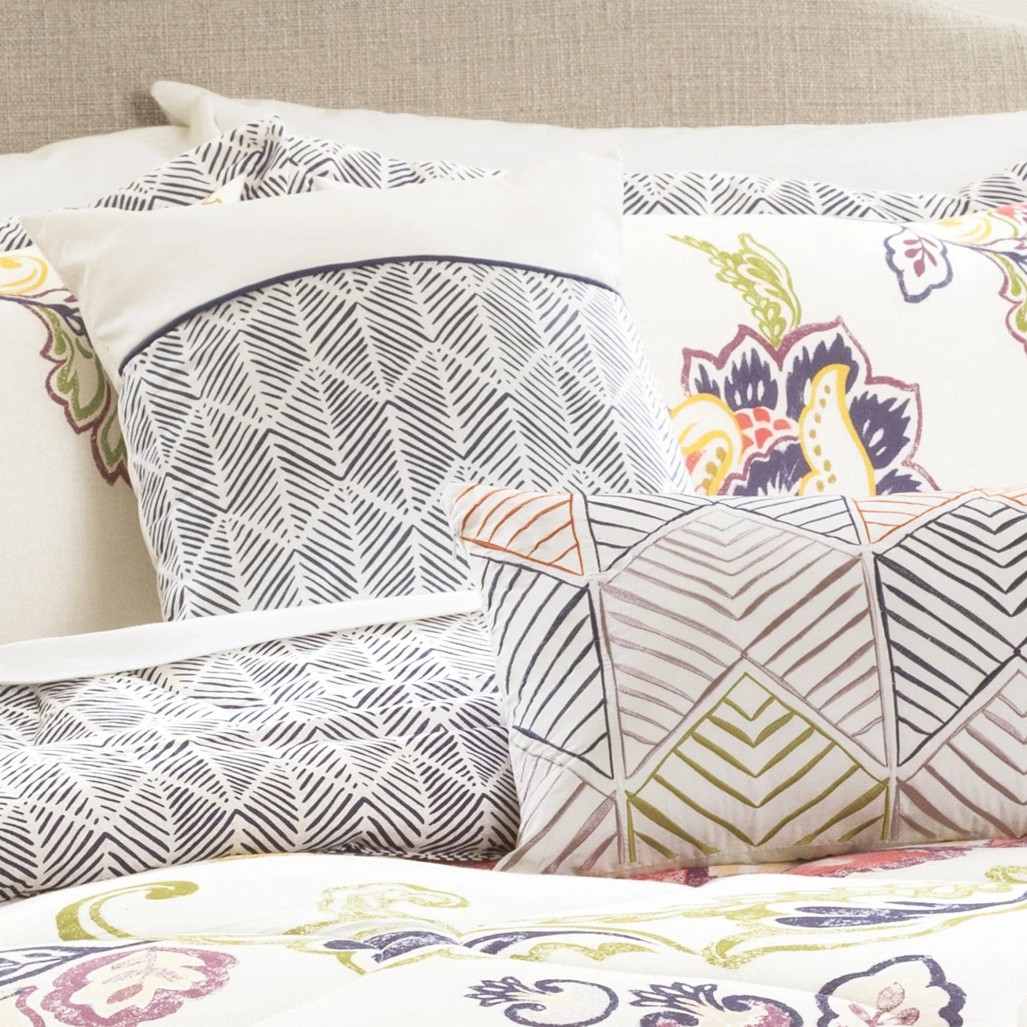 Aster Comforter 5 Piece Set - Image 2