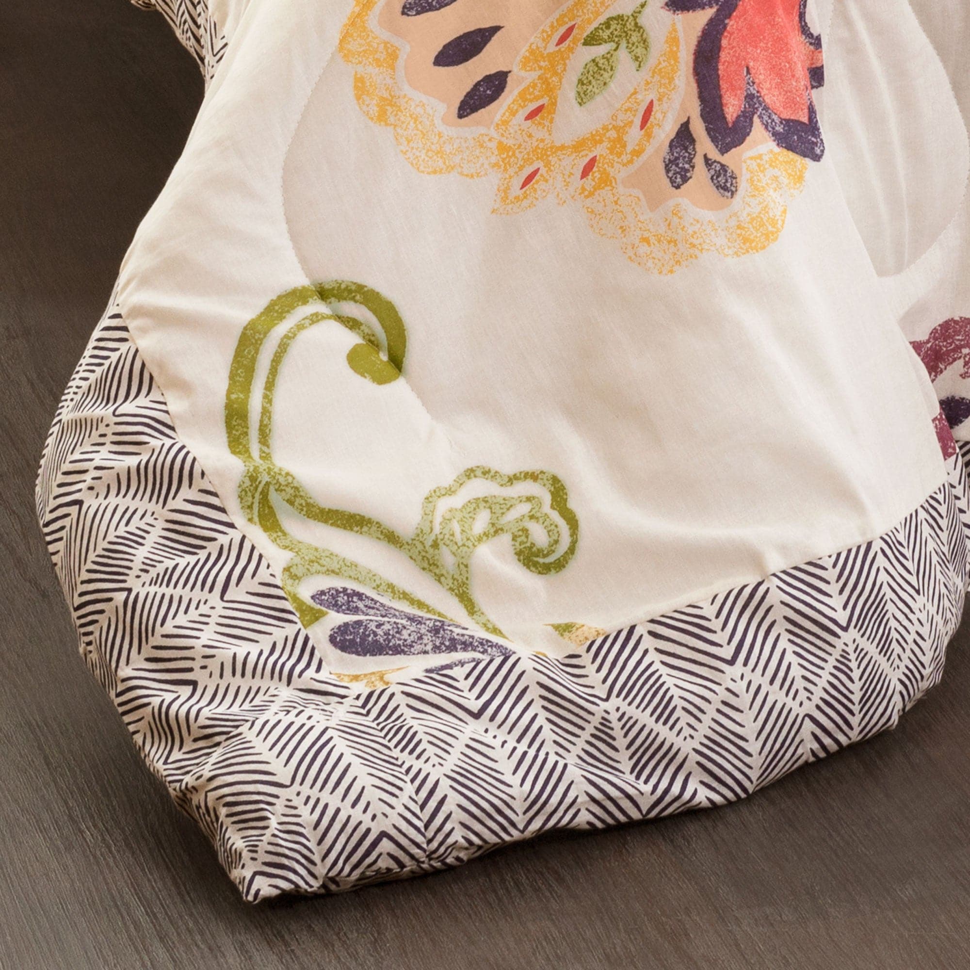 Aster Comforter 5 Piece Set - Image 4