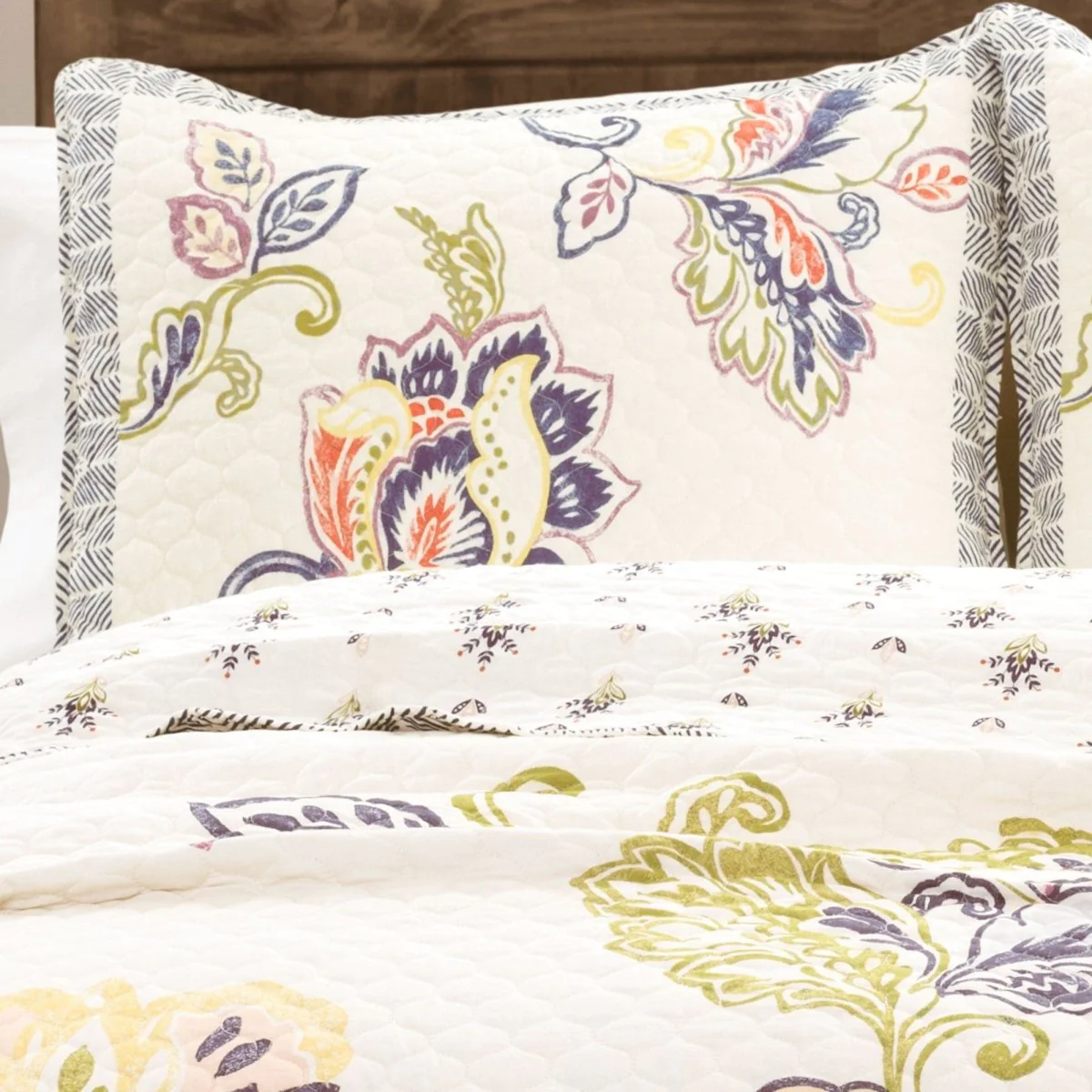Aster Quilt 3 Piece Set - Image 2
