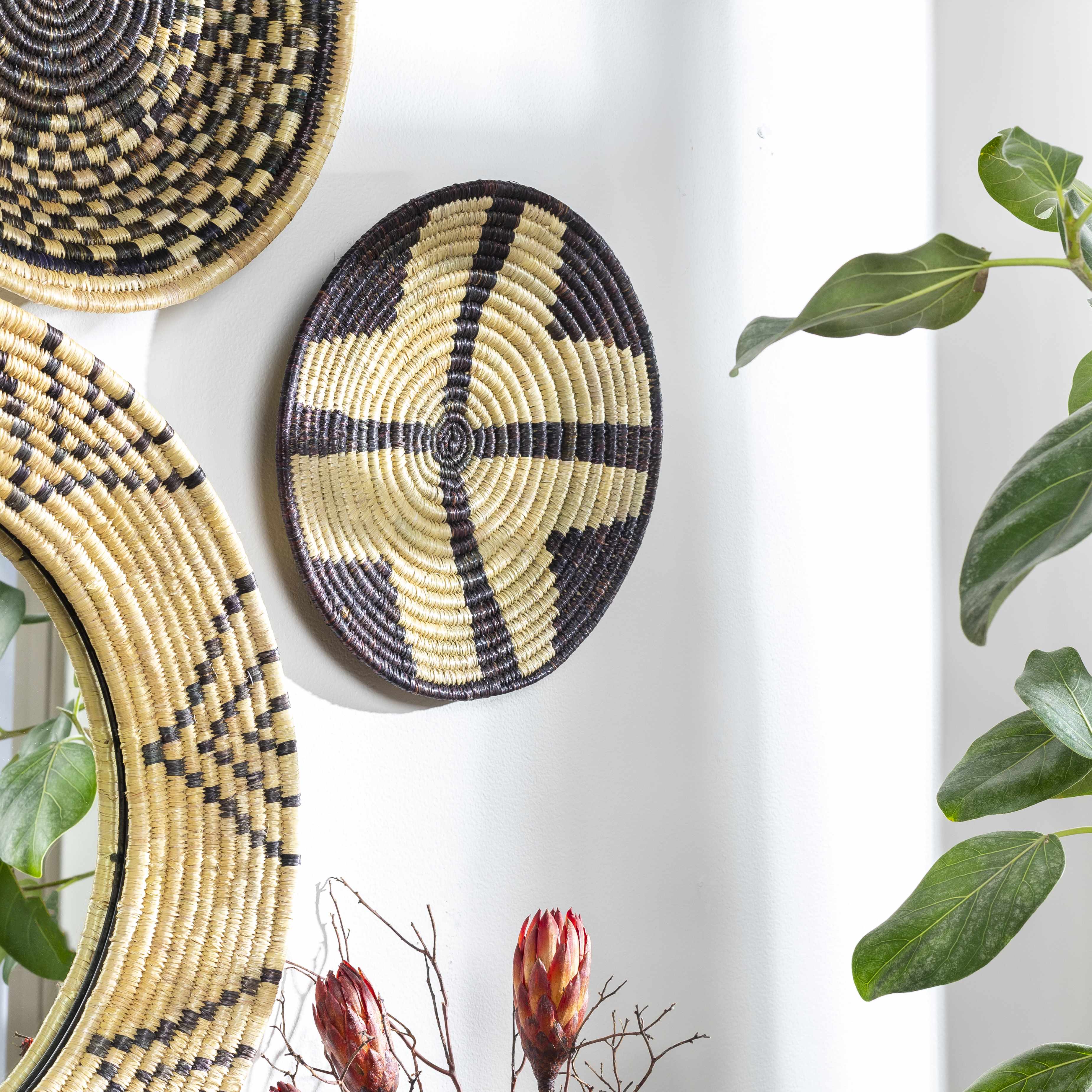 Athabasca Moonj Grass Woven Wall Decor - Image 4