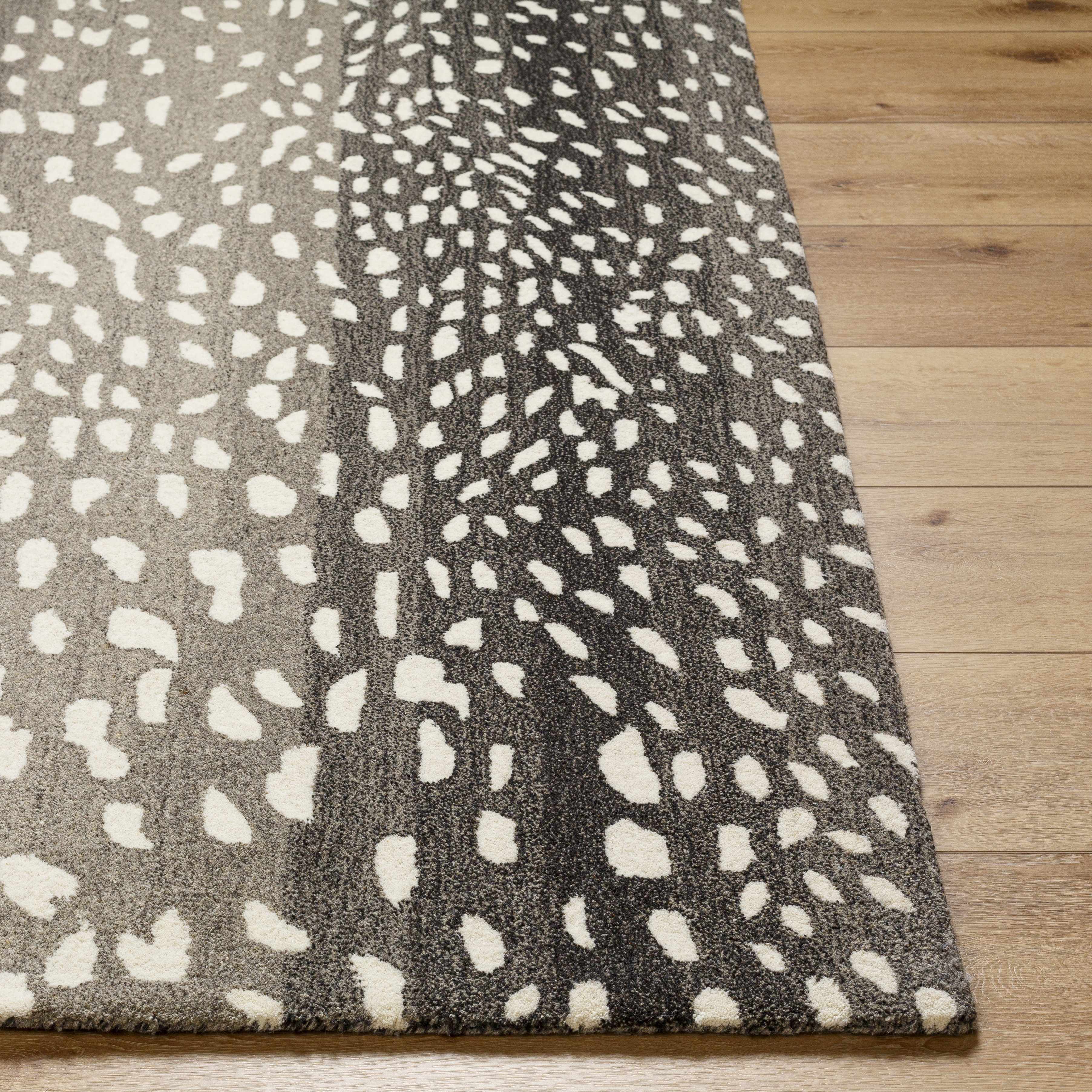 Athena Giraffe Print Wool Rug - Image 5