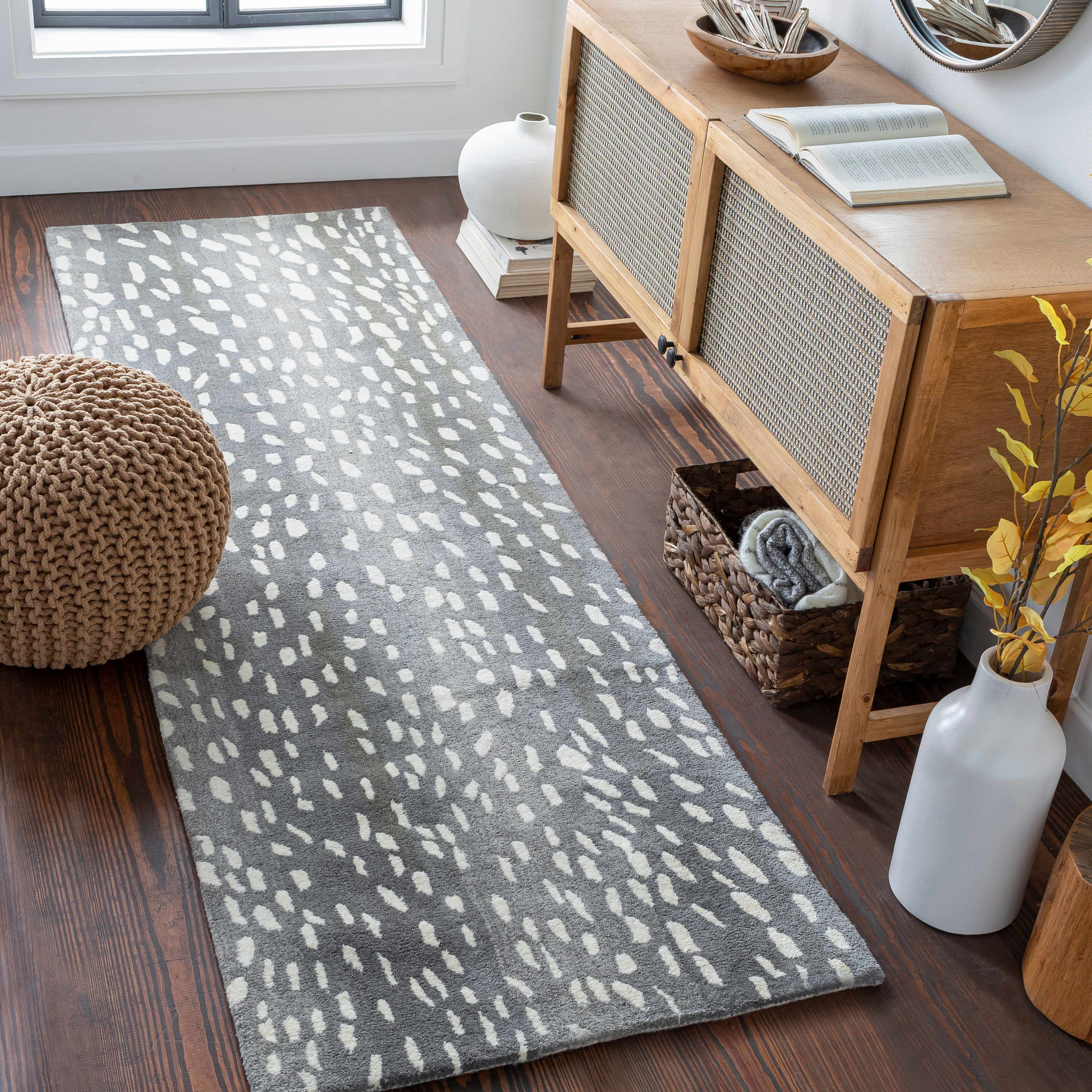 Athena Gray Giraffe Print Wool Rug - Image 3