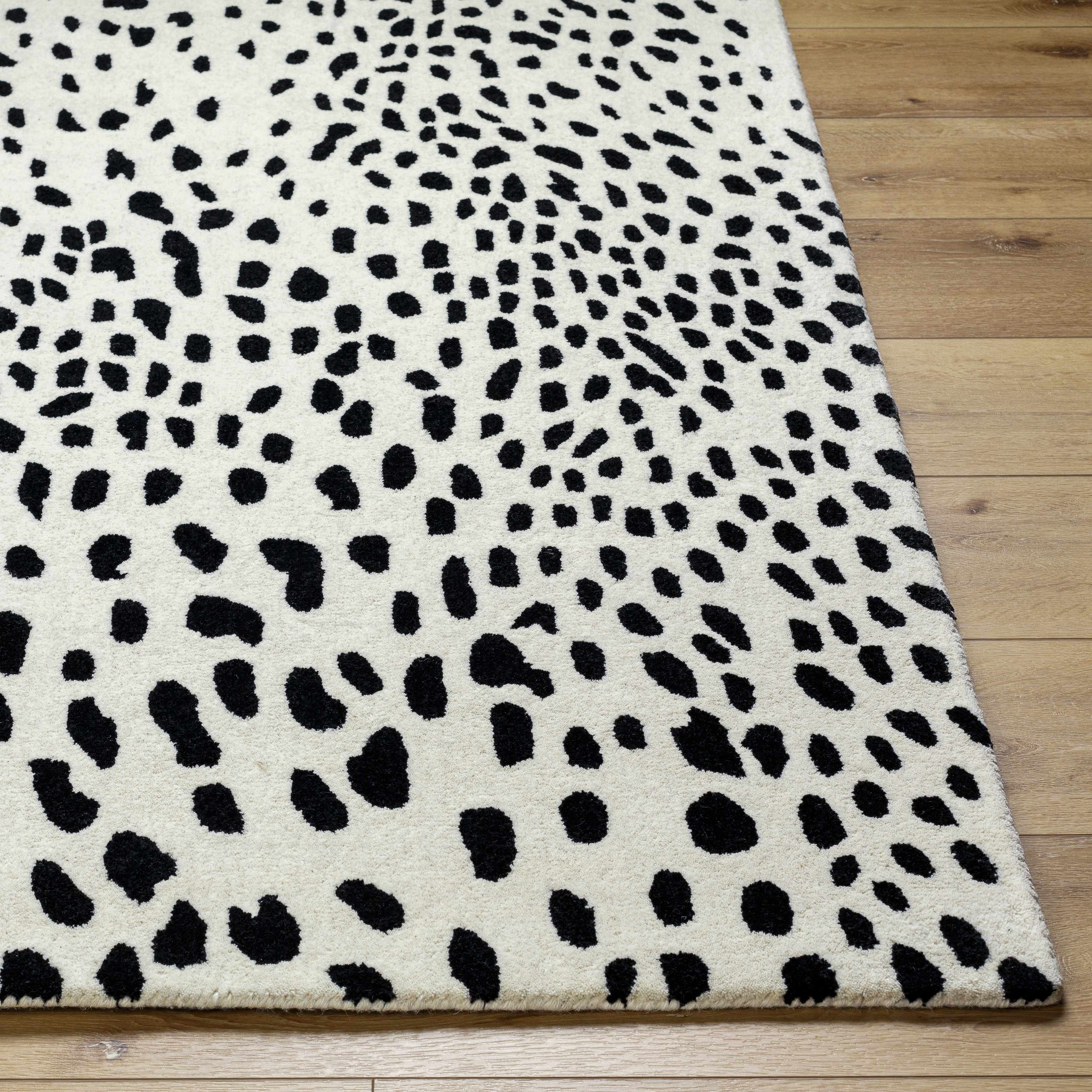Athena White Giraffe Print Wool Rug - Image 5