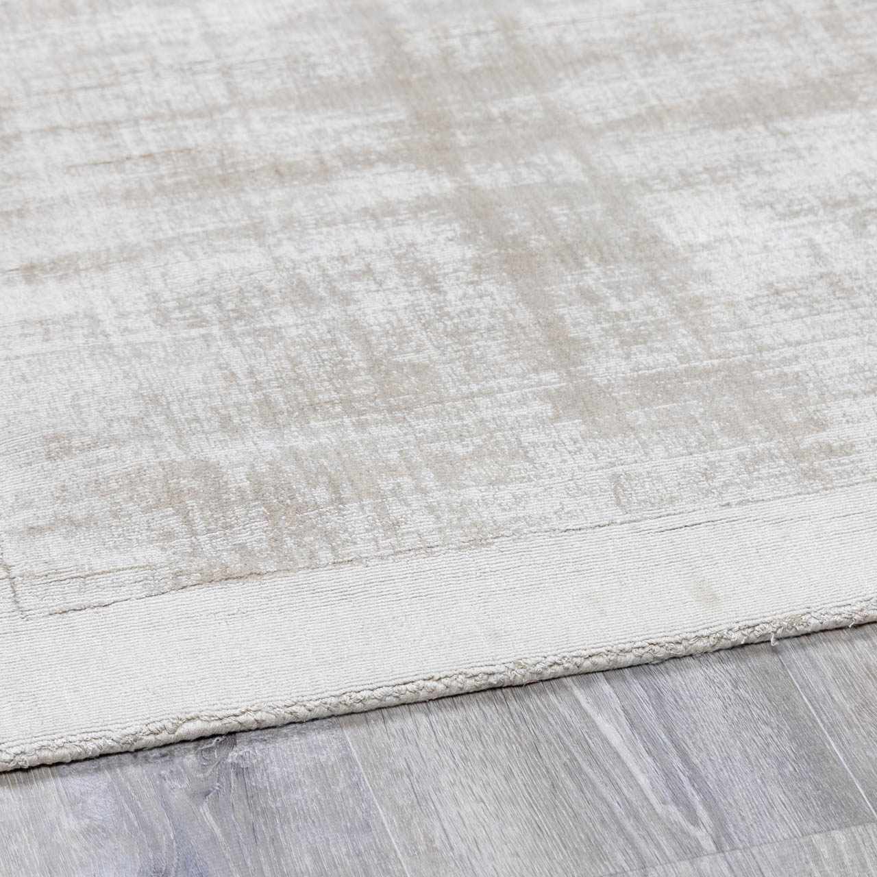 Auchter Soli Taupe Premium Sheer Carpet - Image 11