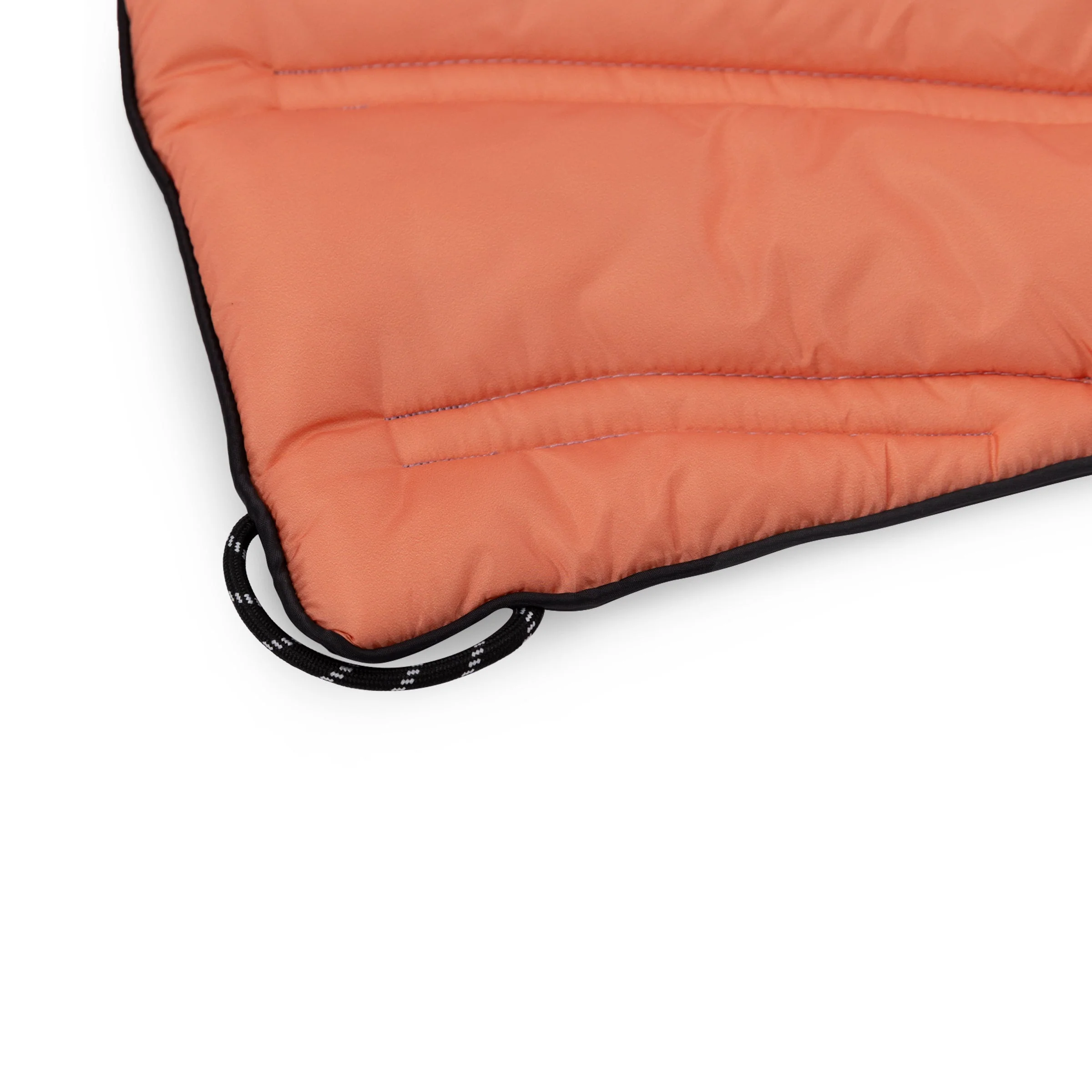 Aura Outdoor Puffer Blanket - Image 4