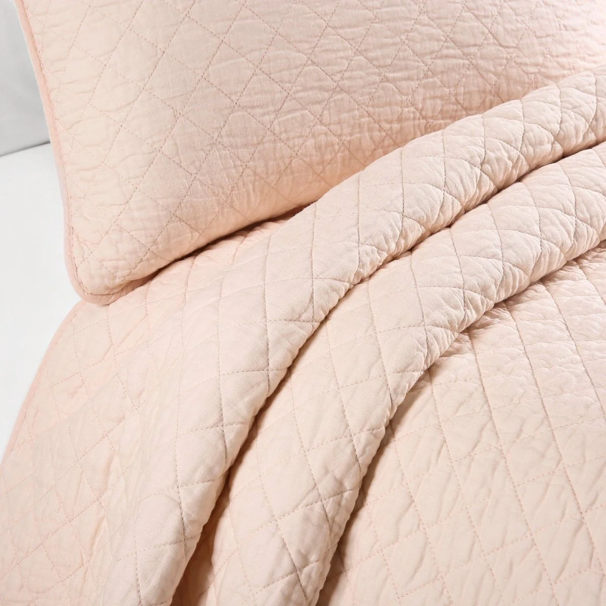 Ava Diamond Oversized Cotton Quilt Set - Image 35
