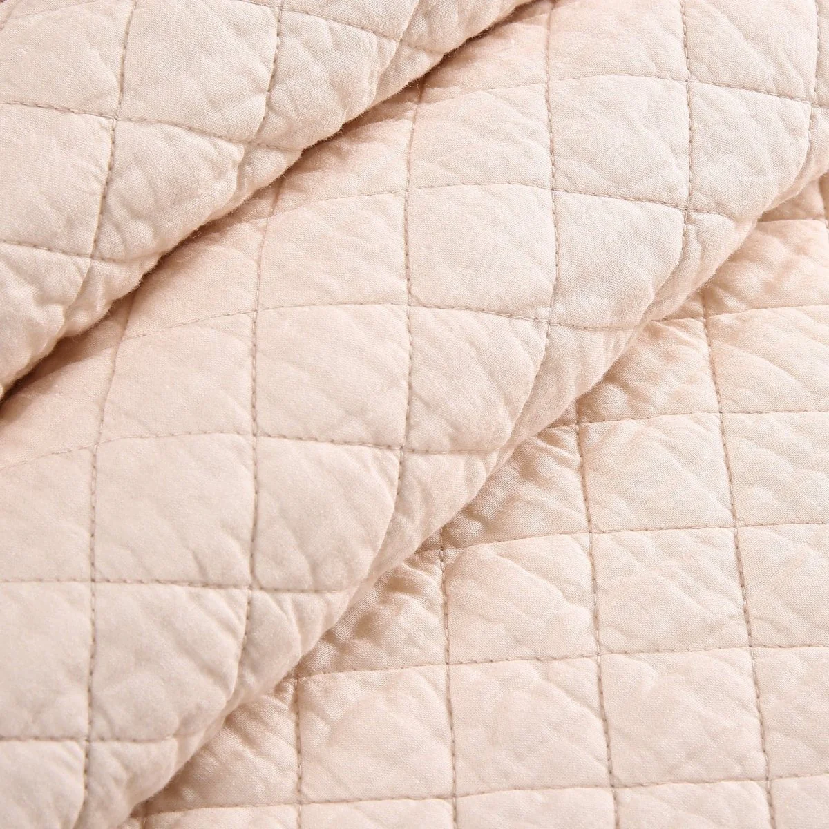 Ava Diamond Oversized Cotton Quilt Set - Image 36