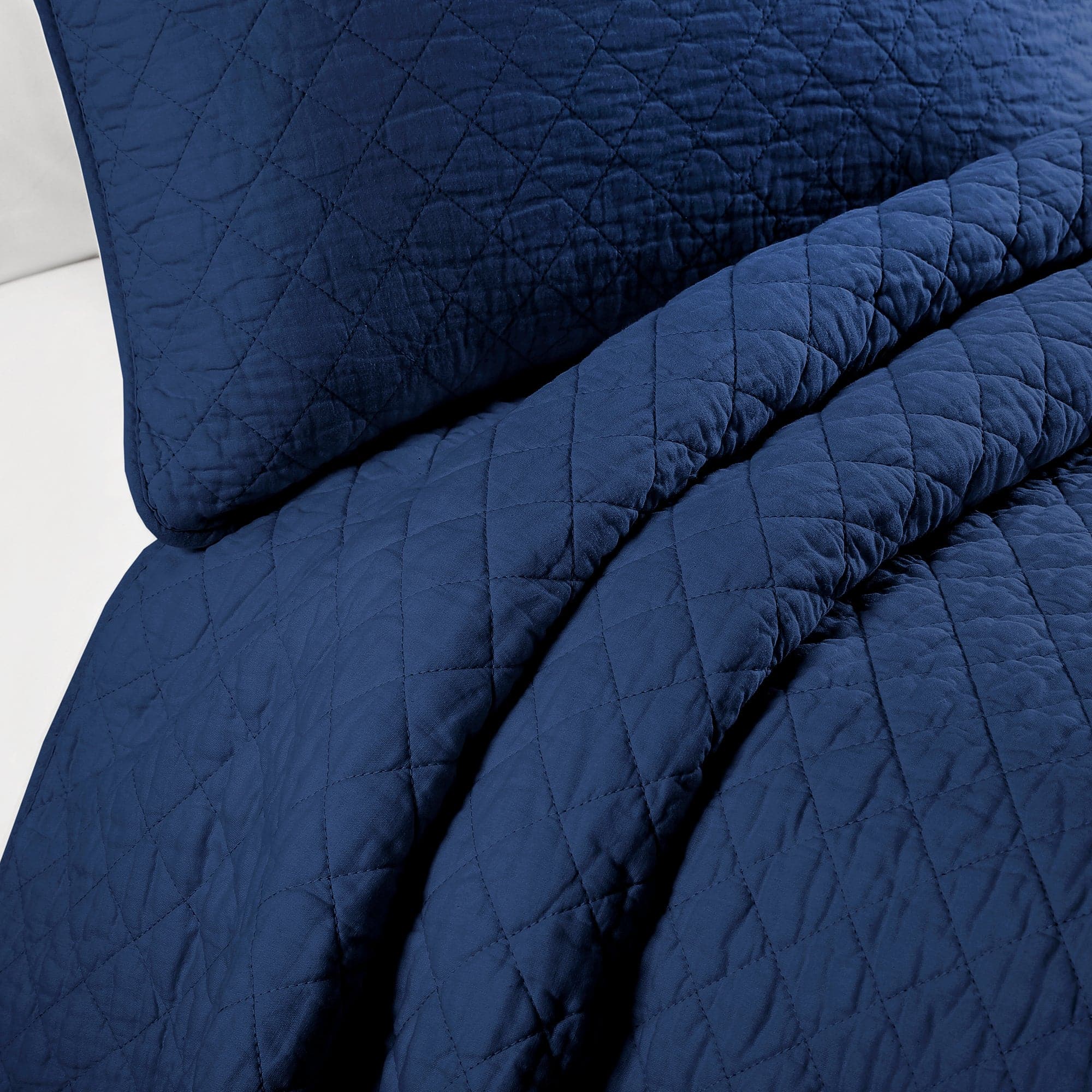 Ava Diamond Oversized Cotton Quilt Set - Image 42