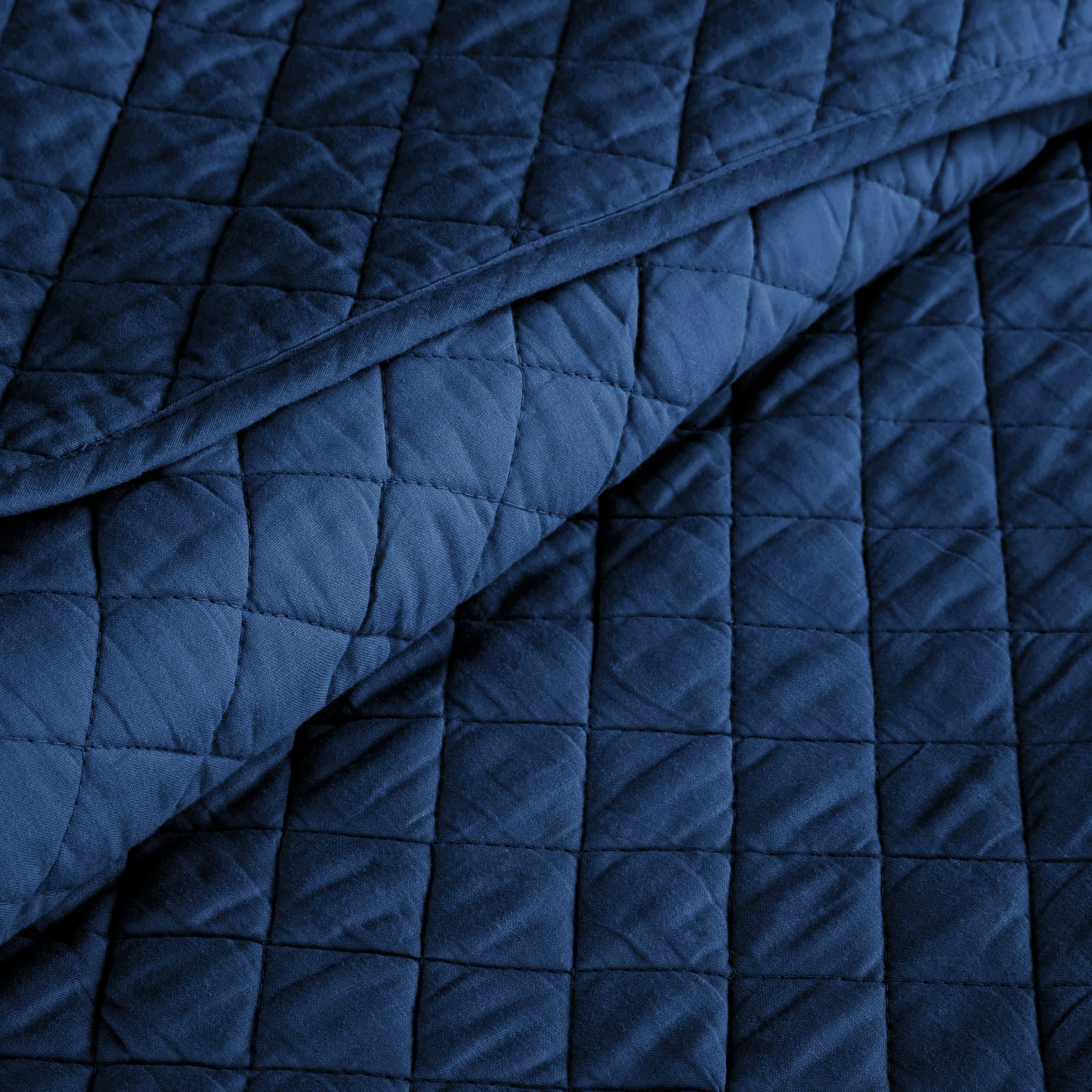 Ava Diamond Oversized Cotton Quilt Set - Image 43