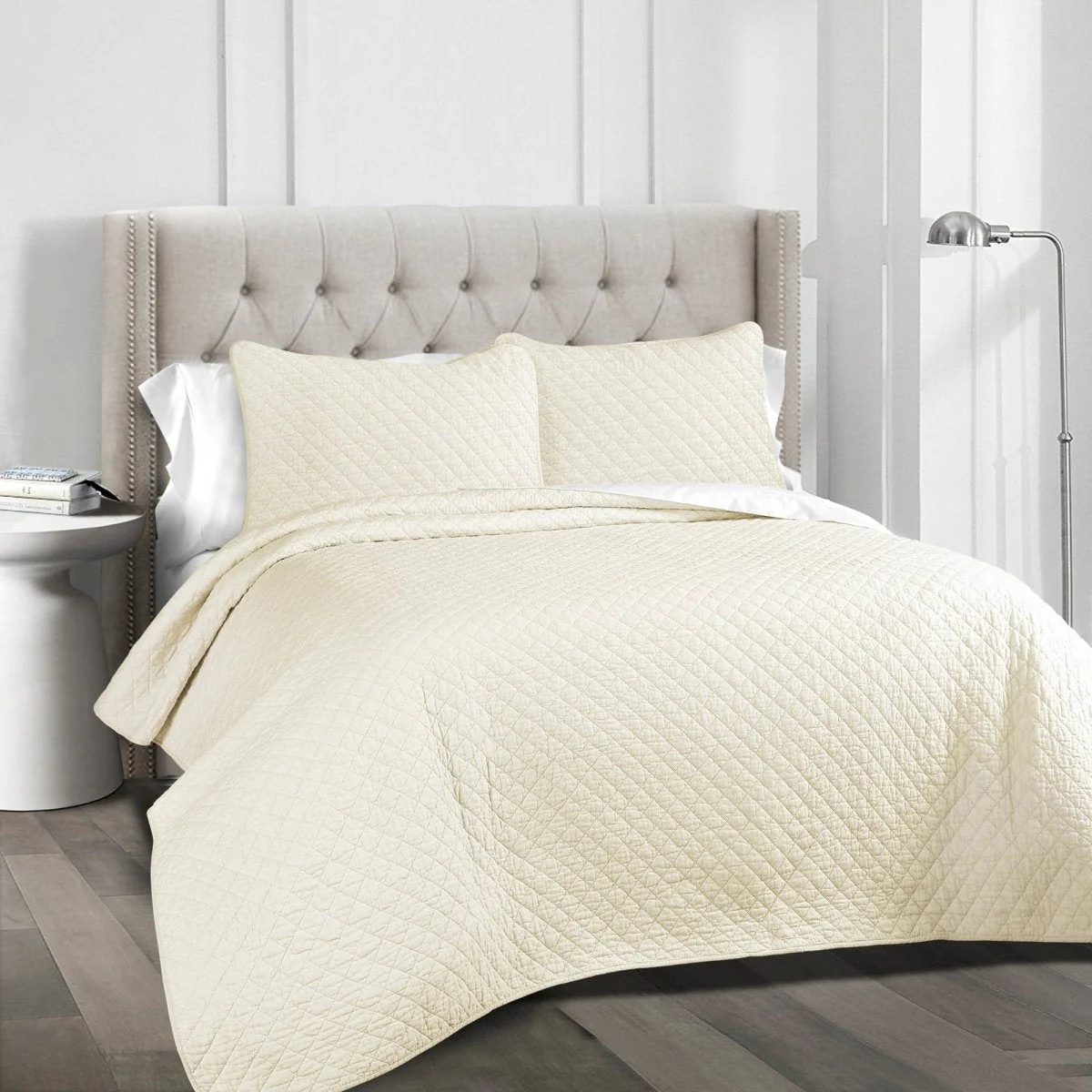 Ava Diamond Oversized Cotton Quilt Set - Image 5