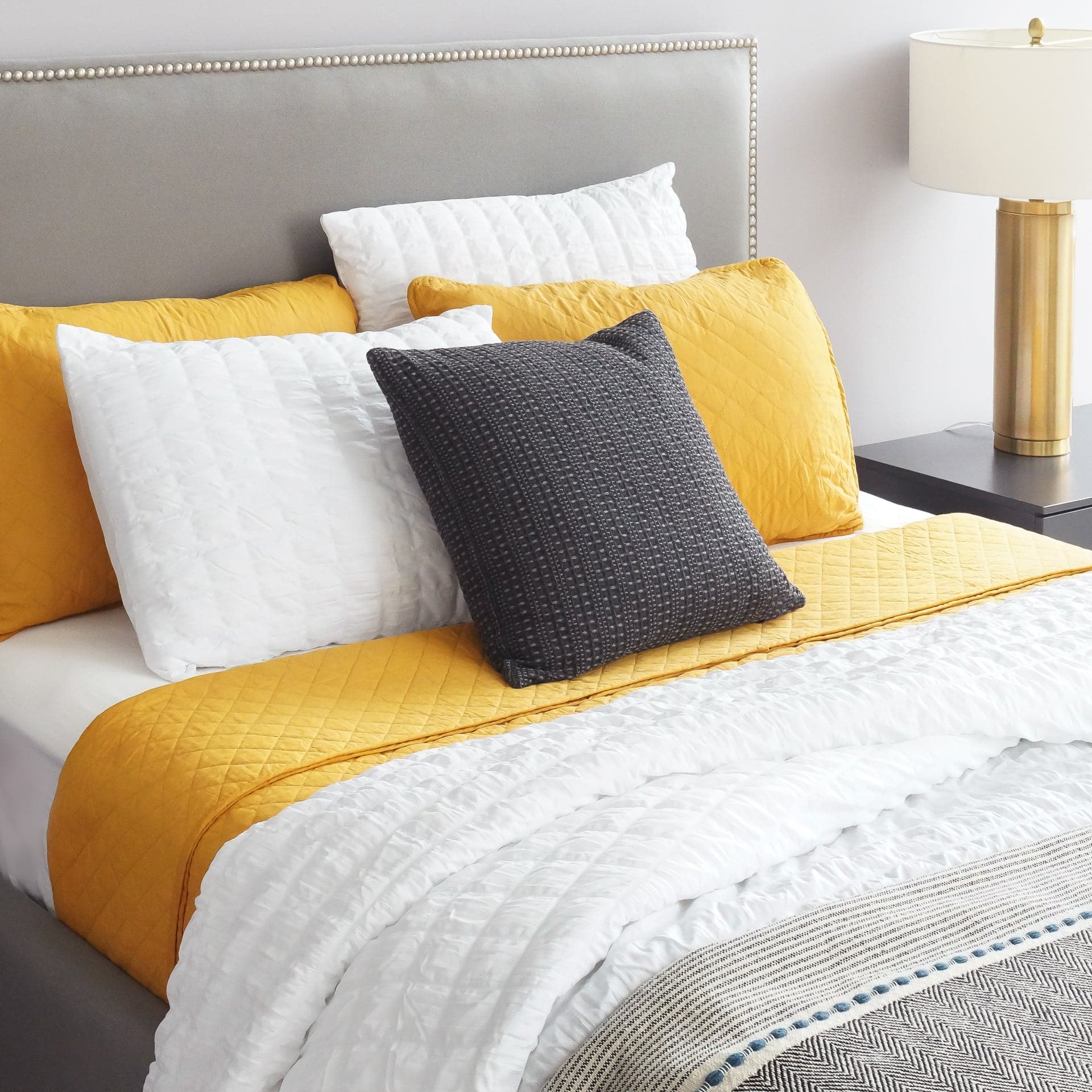 Ava Diamond Oversized Cotton Quilt Set - Image 65