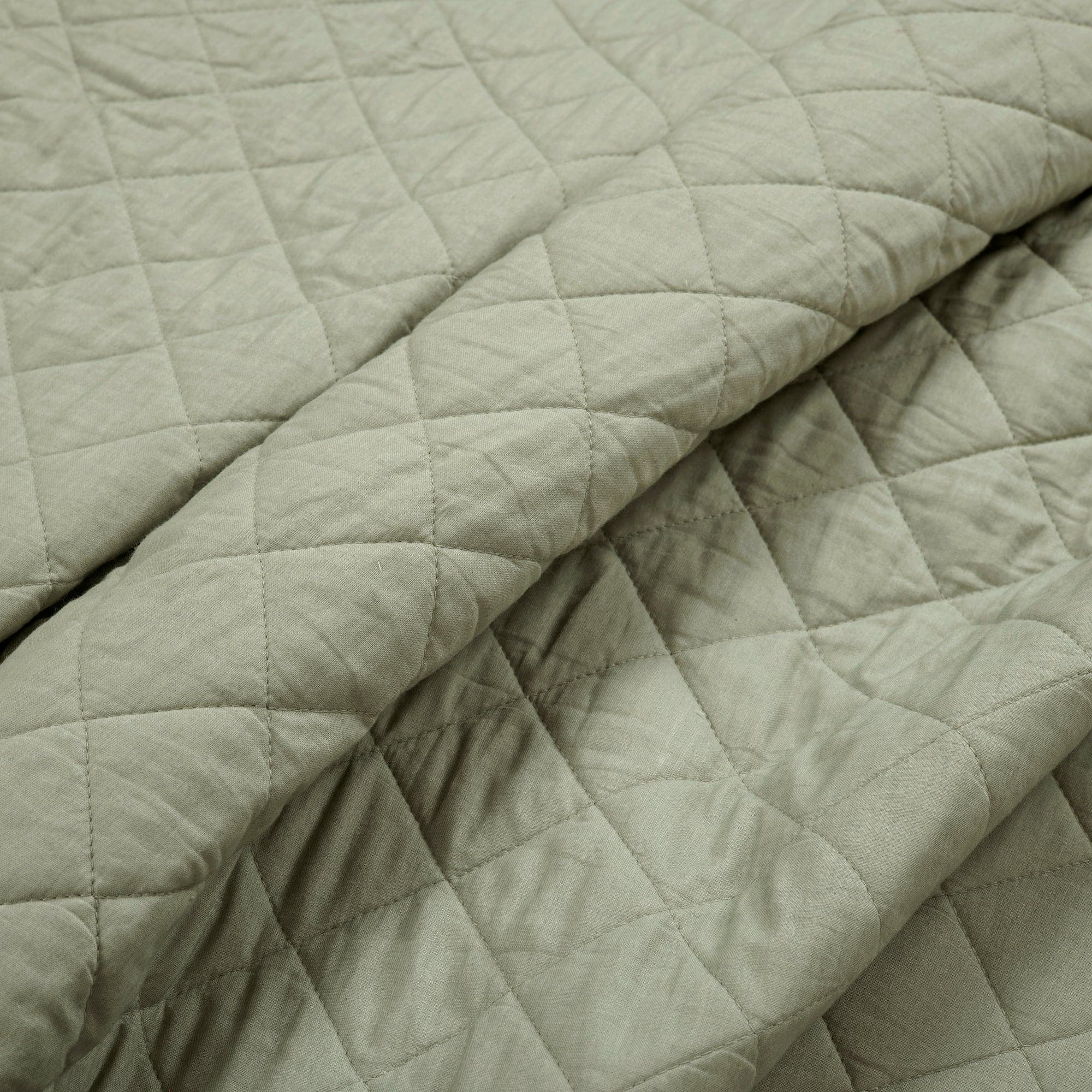Ava Diamond Oversized Cotton Quilt Set - Image 68