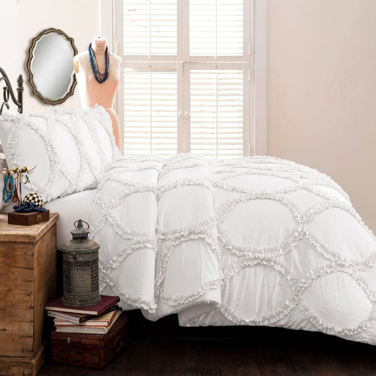 Avon 3 Piece Comforter Set - Image 5
