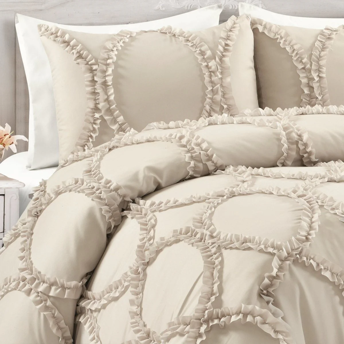 Avon 3 Piece Comforter Set - Image 6
