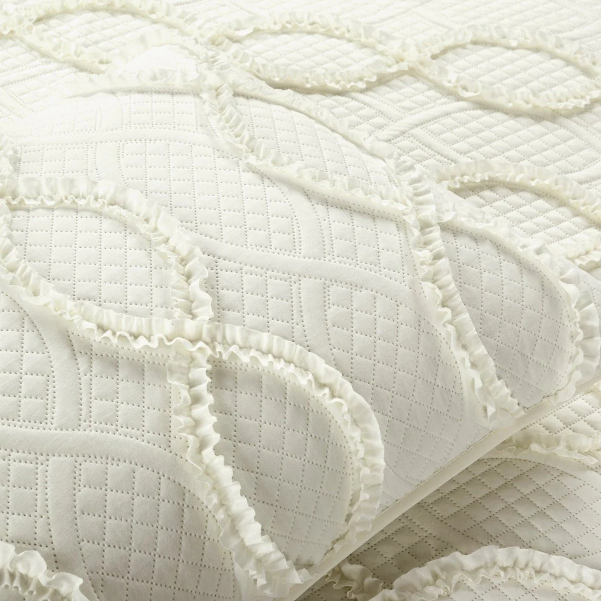 Avon Textured Ruffle Quilt 3 Piece Set - Image 14
