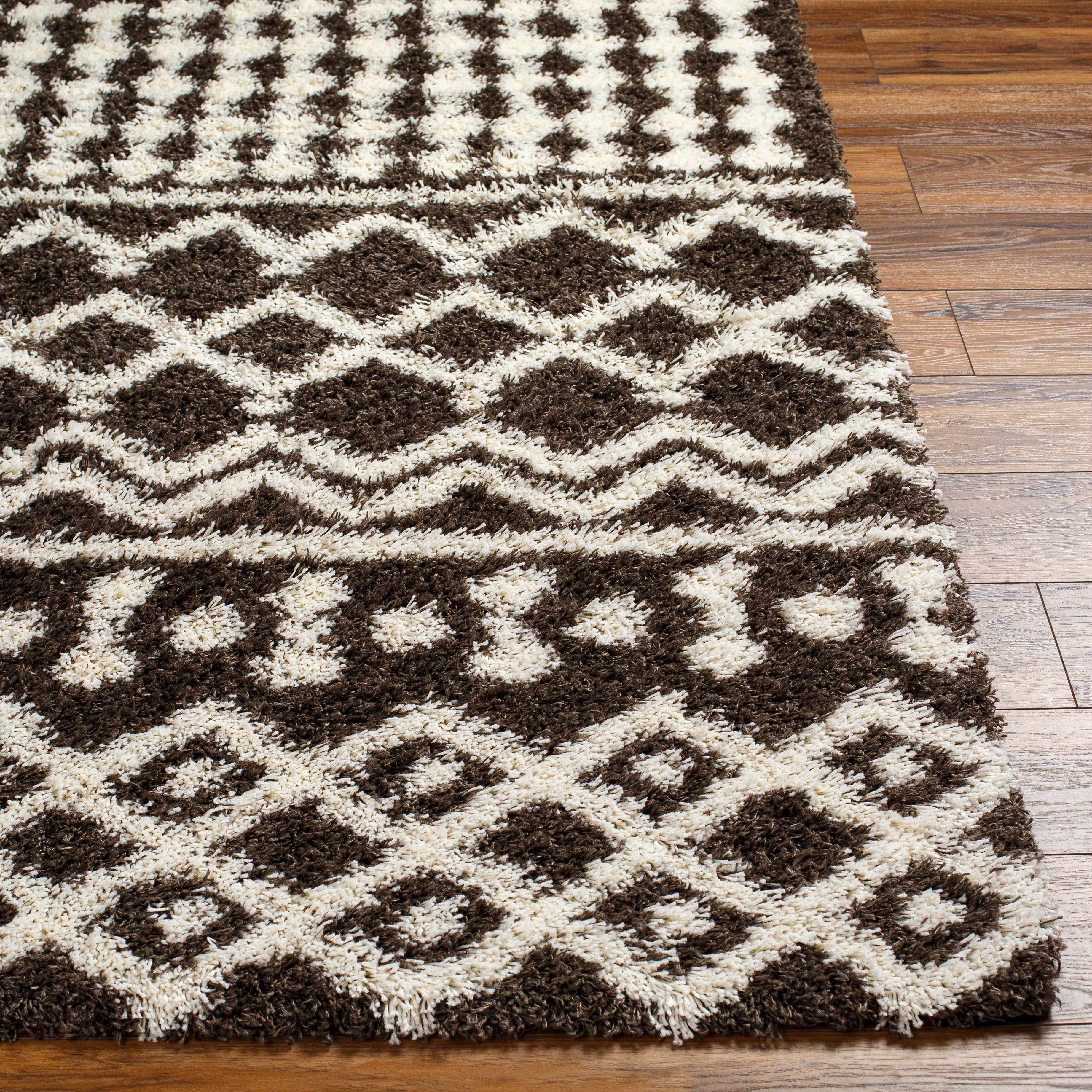 Aysel Shag Area Rug - Image 4