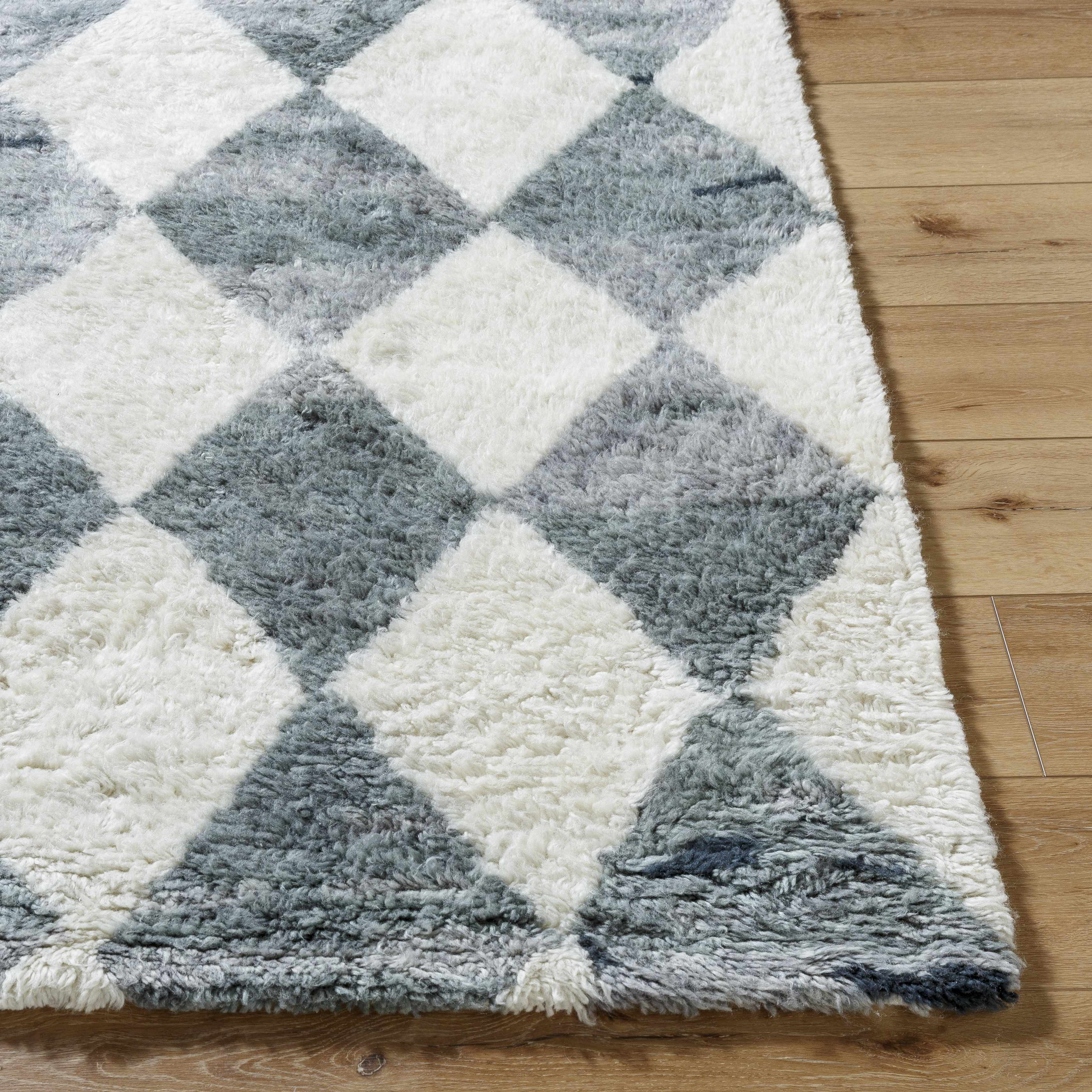 Azaria Baklava Wool Rug - Image 3