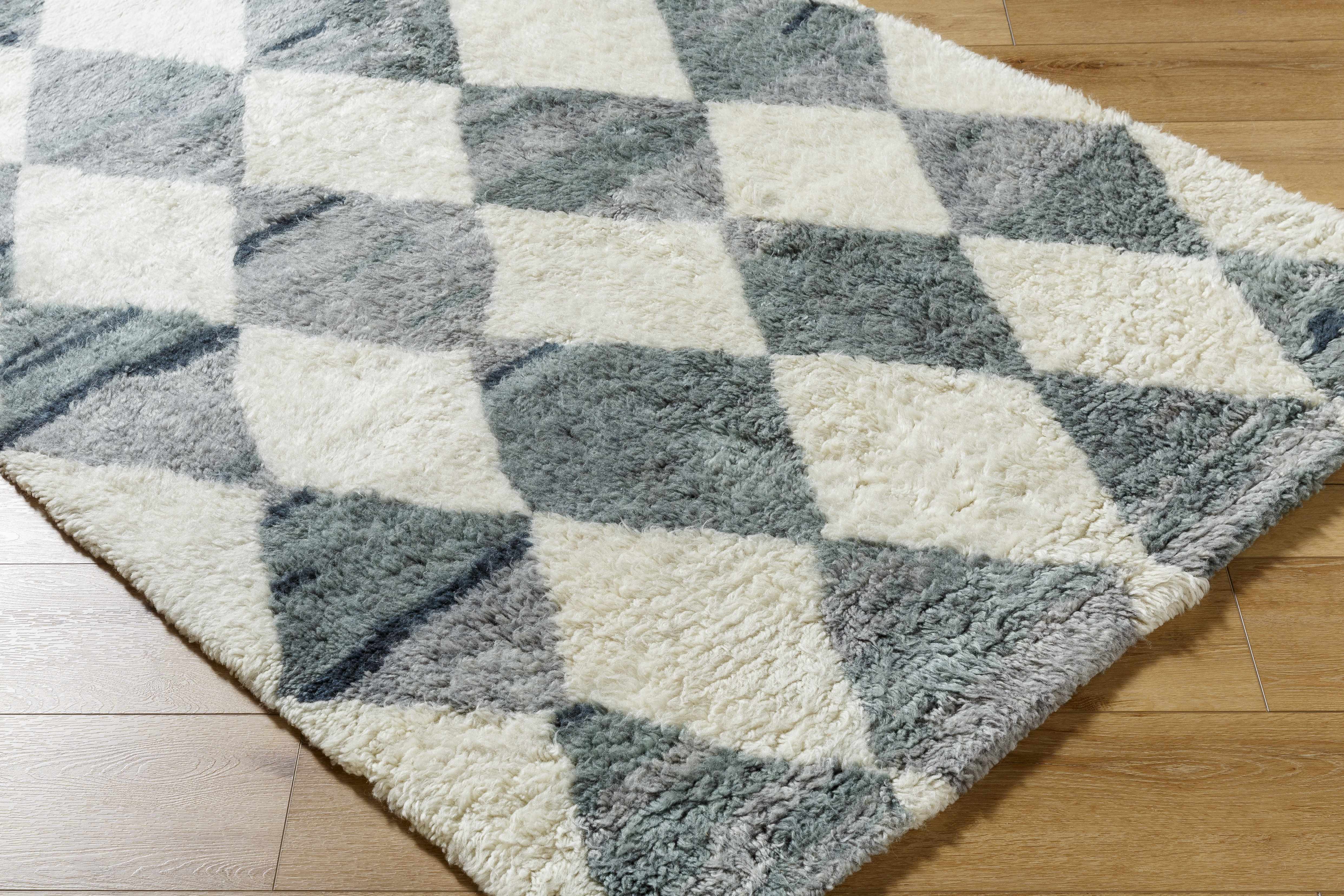 Azaria Baklava Wool Rug - Image 4