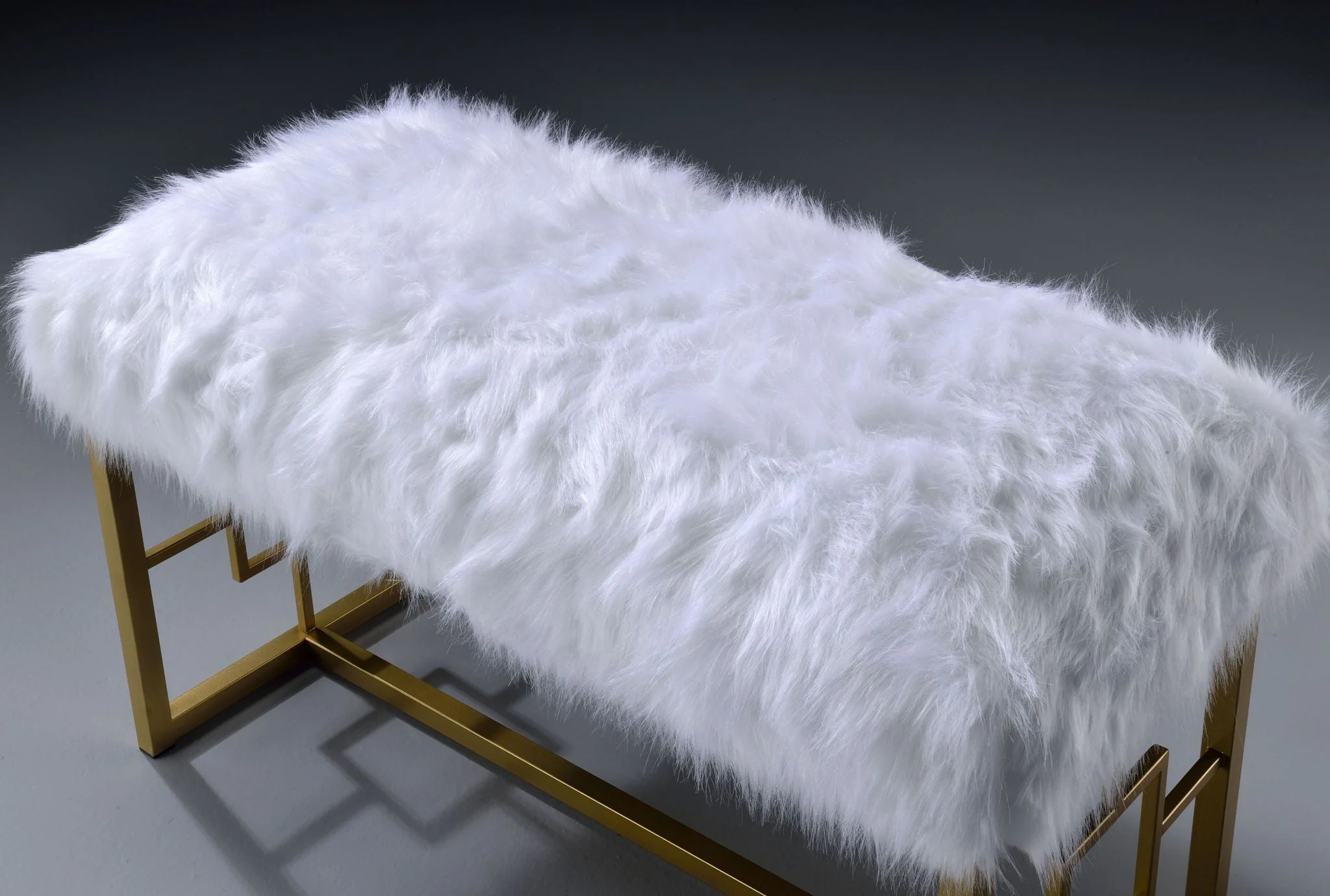 Bagley II - Bench Faux Fur - White / Gold - Image 4