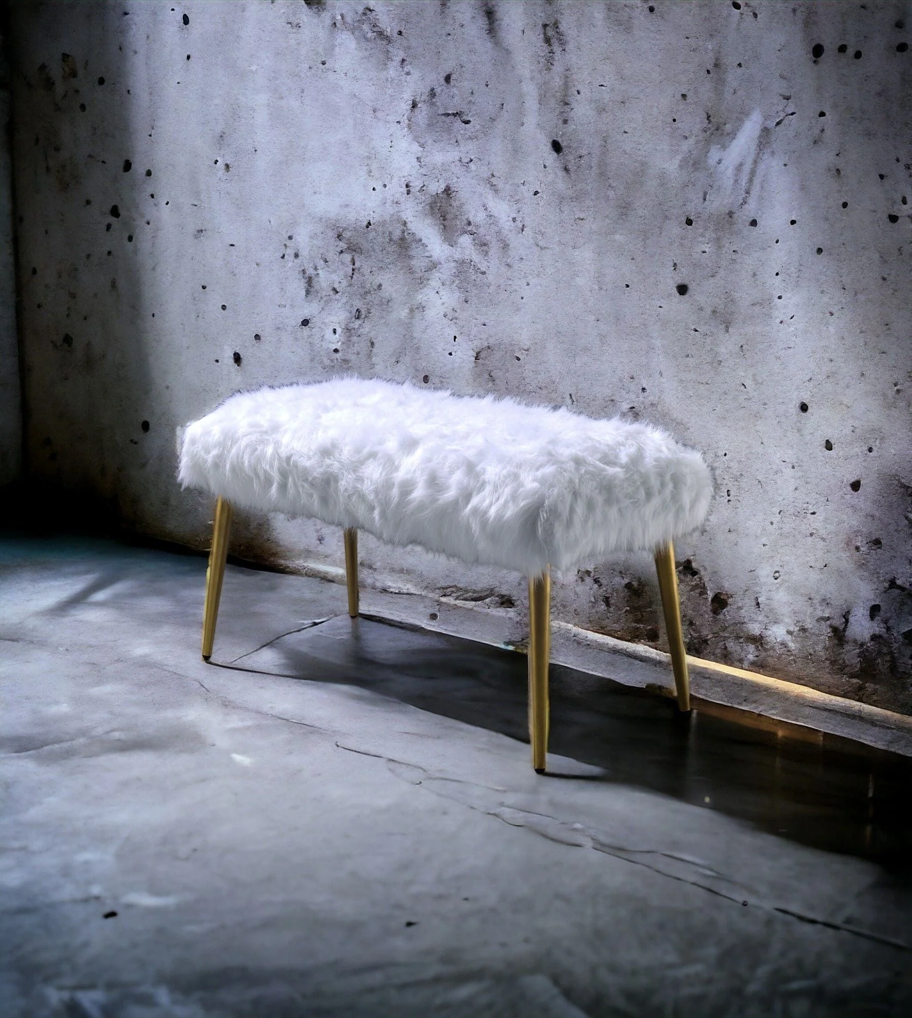 Bagley II - Faux Fur Bench - White / Gold - Image 2