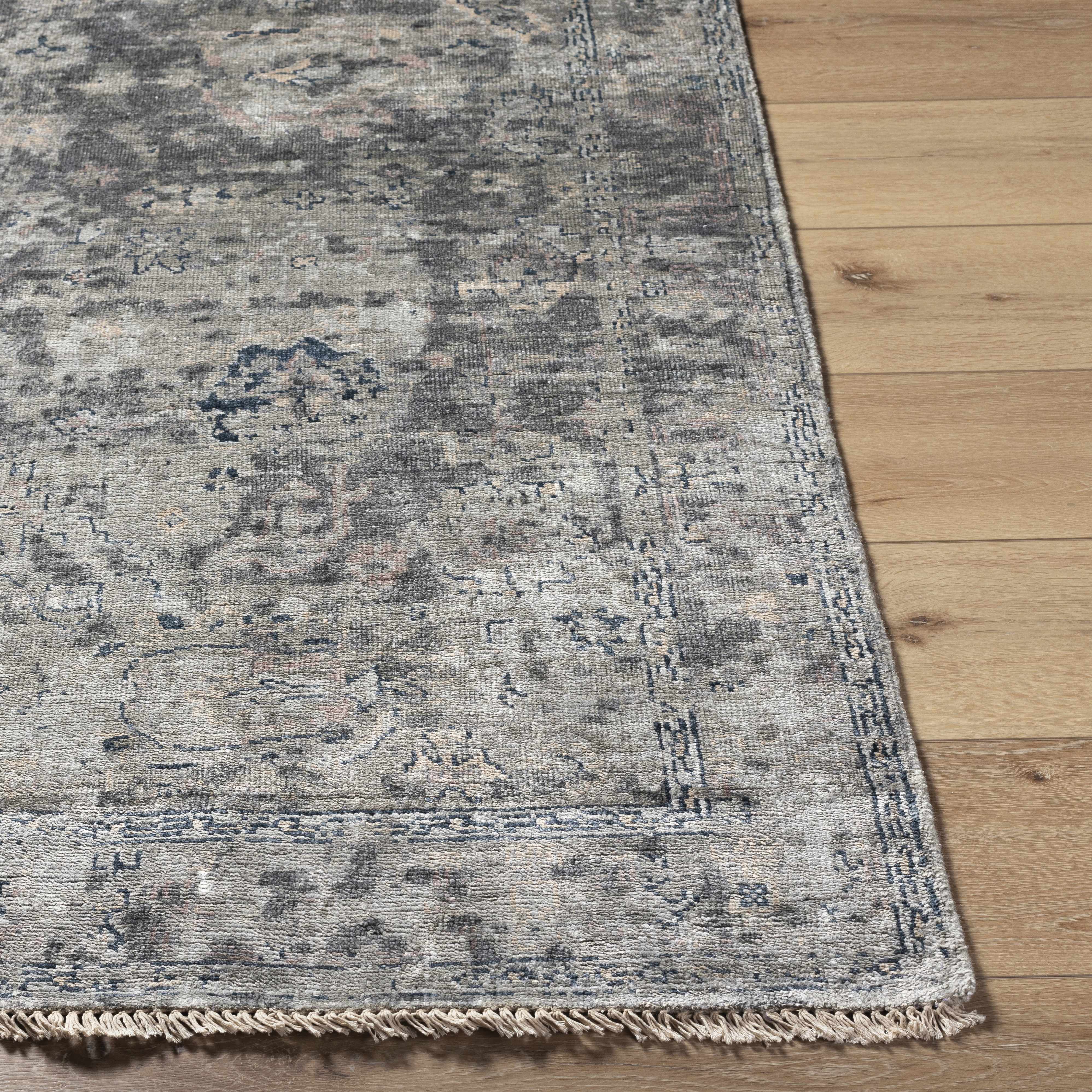 Ballantrae Premium Rug - Clearance - Image 8