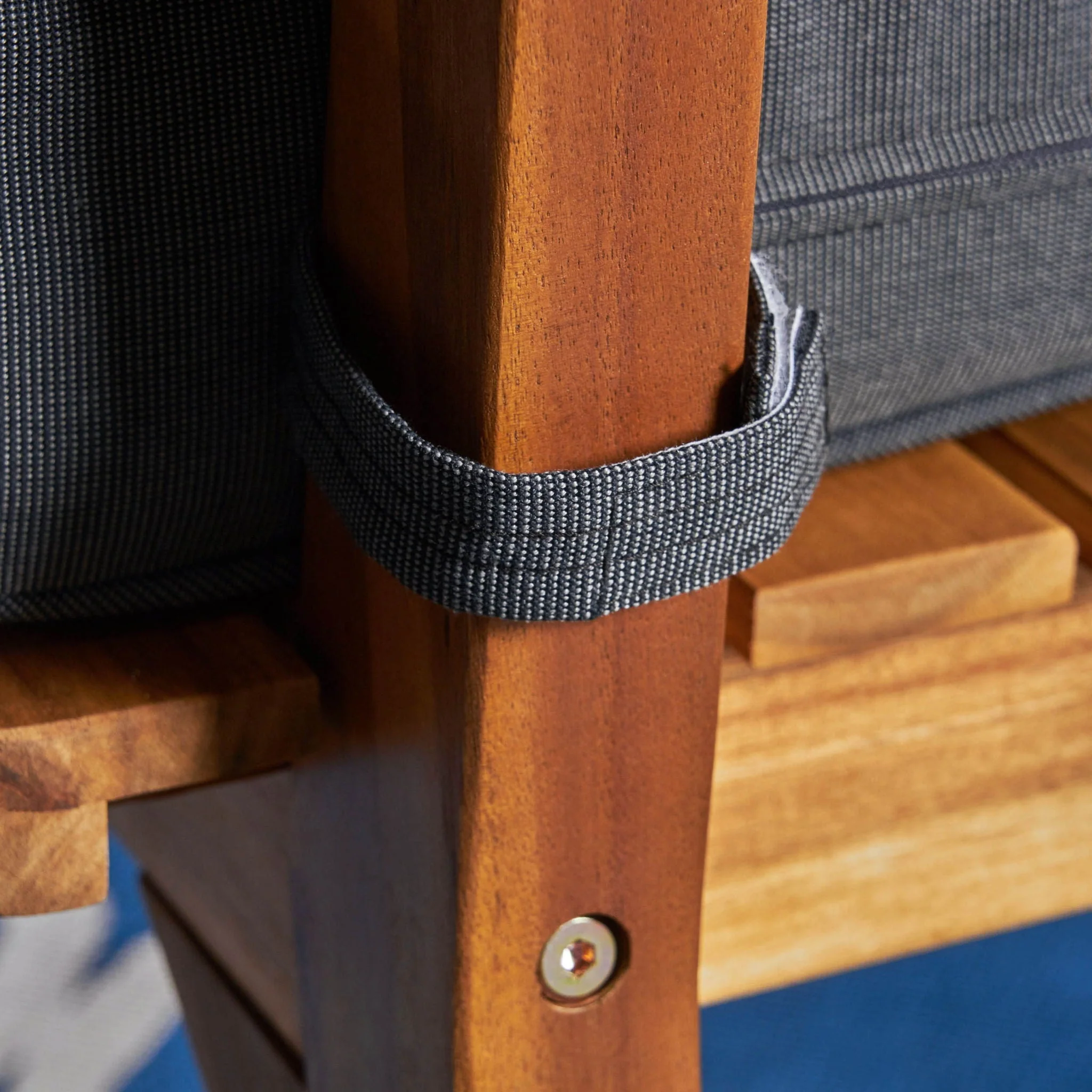 Balmoral Loveseat in Gray - Image 2