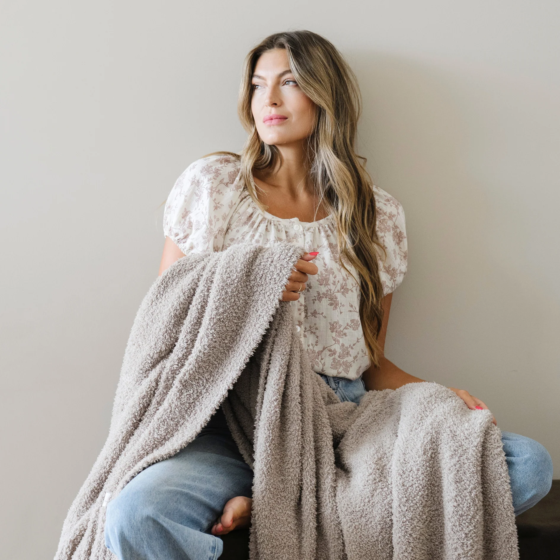 Bamboni XL Bamboo Rayon Throw Blanket - Image 3
