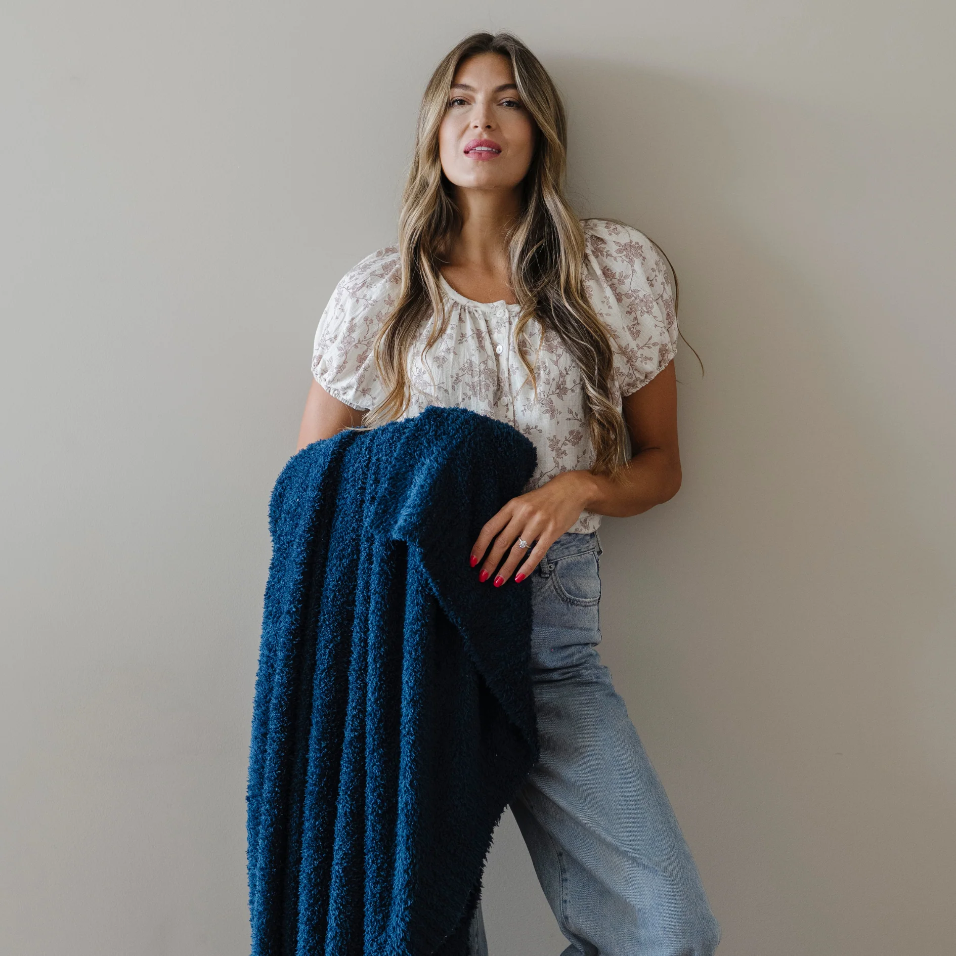 Bamboni XL Bamboo Rayon Throw Blanket - Image 6