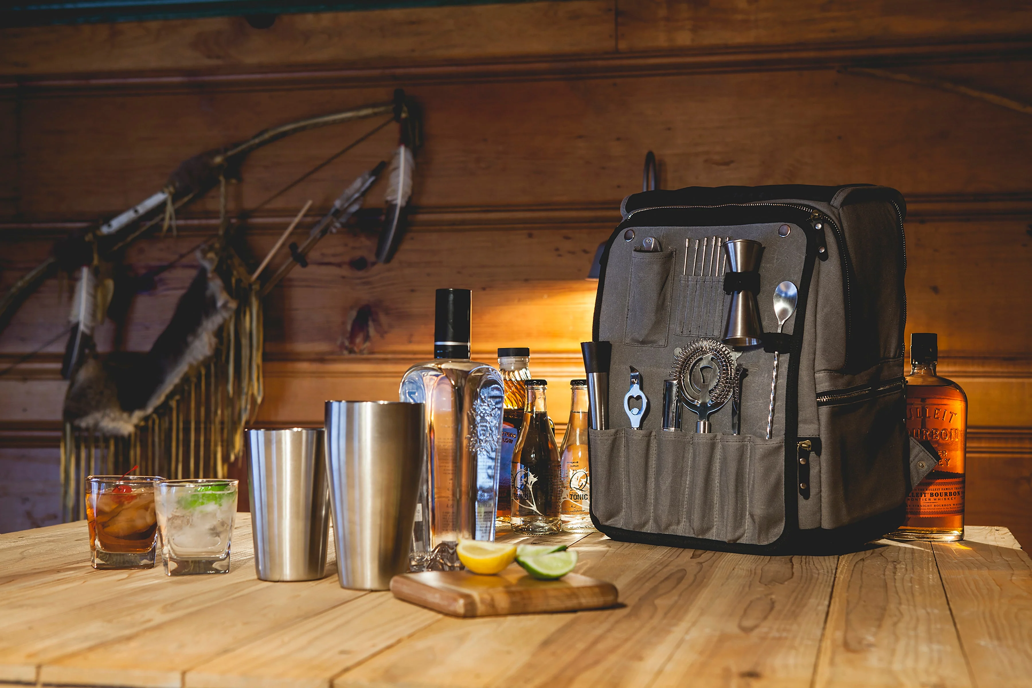 Bar-Backpack Portable Cocktail Set - Image 9