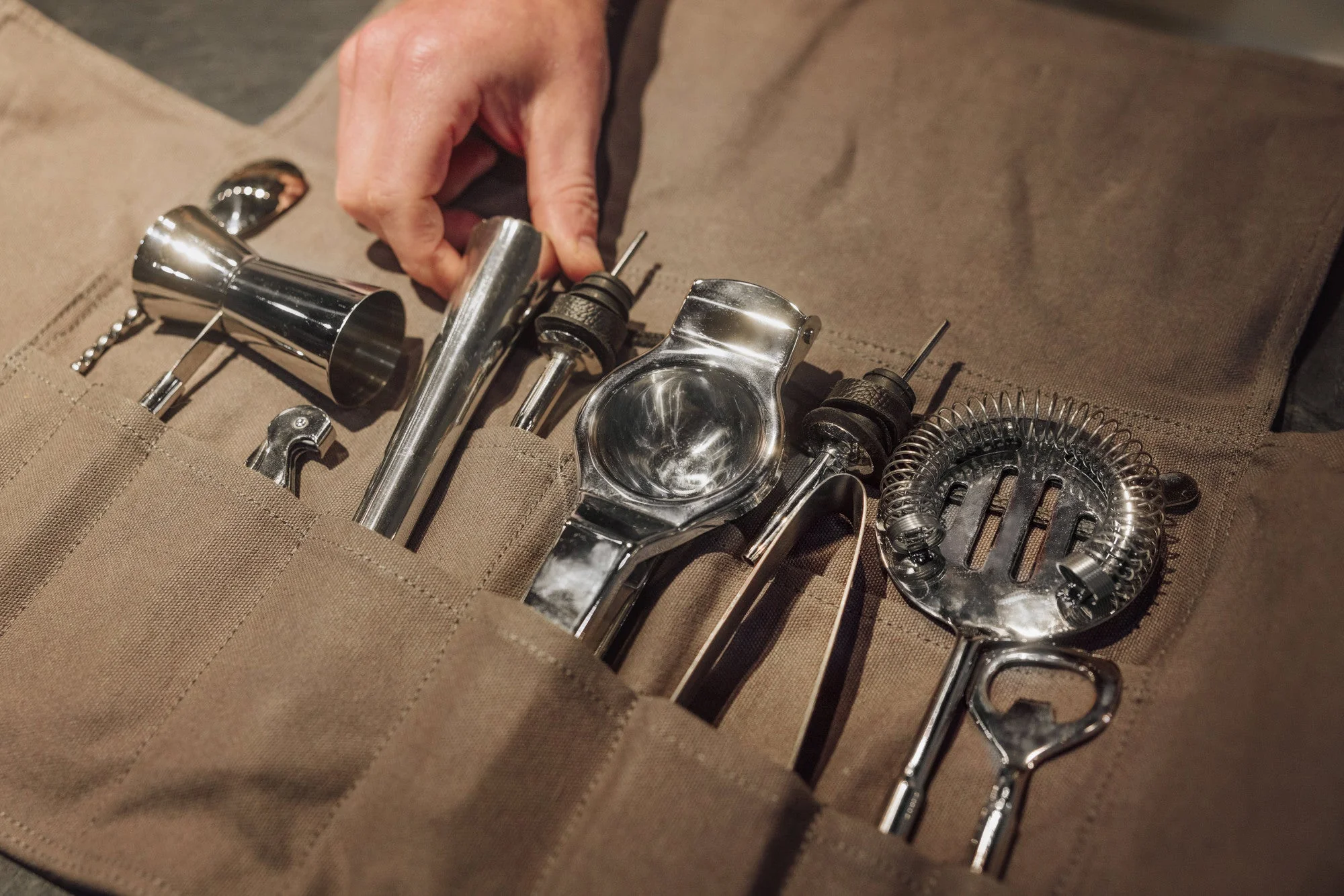 Barkeep Bar Tool Roll Up Kit - Image 13