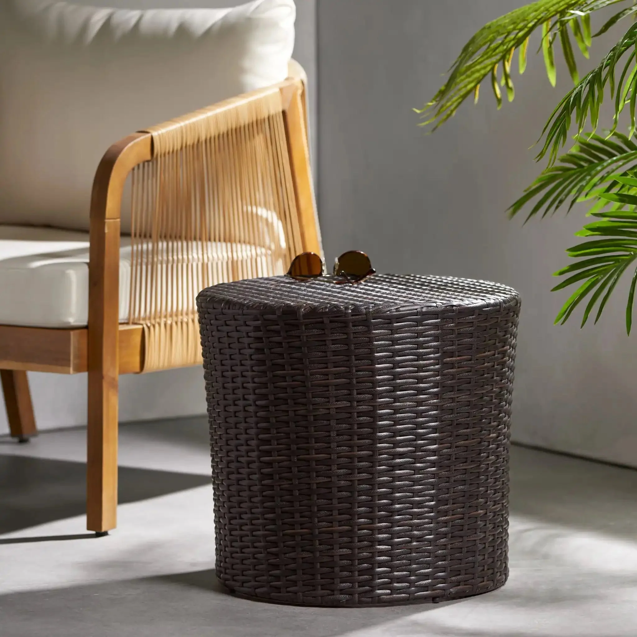 Barrel Side Table With Handcrafted Details - Image 8