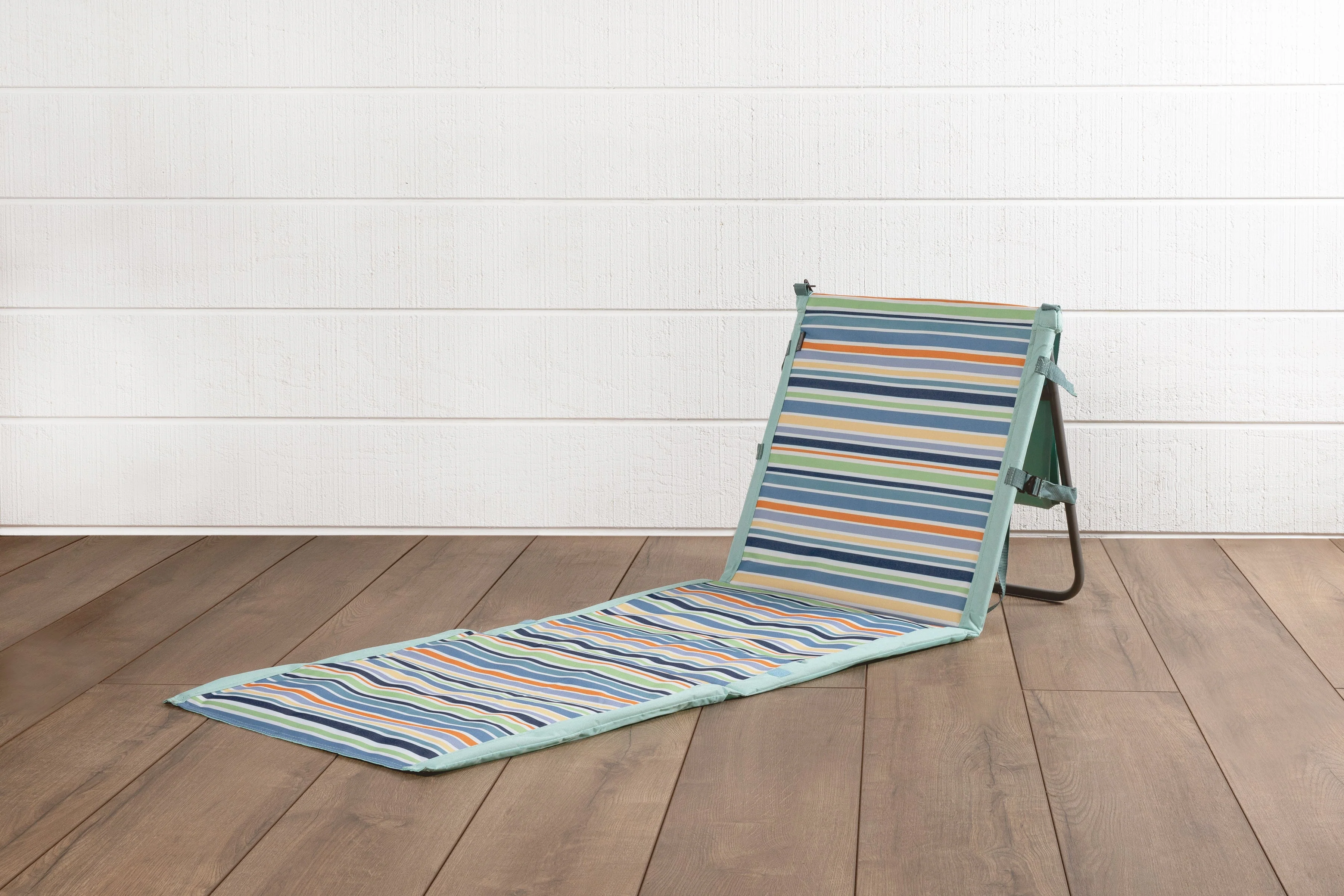 Beachcomber Portable Beach Chair & Tote - Image 11