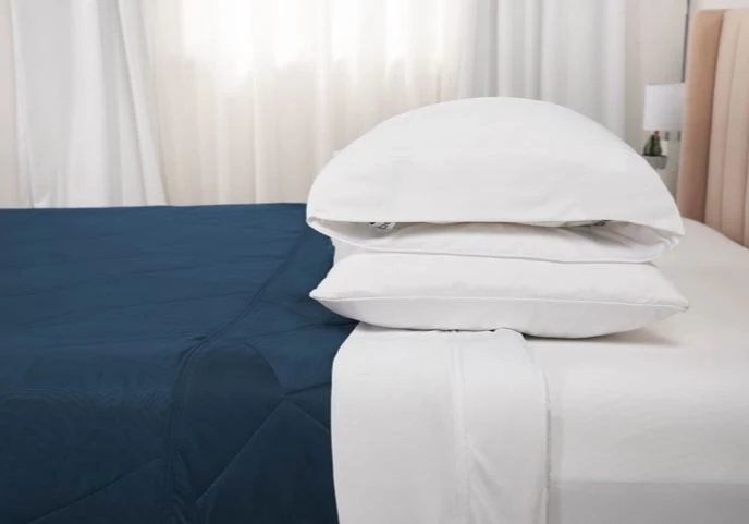 BedGear Cooling Blanket, Navy - King - Image 3